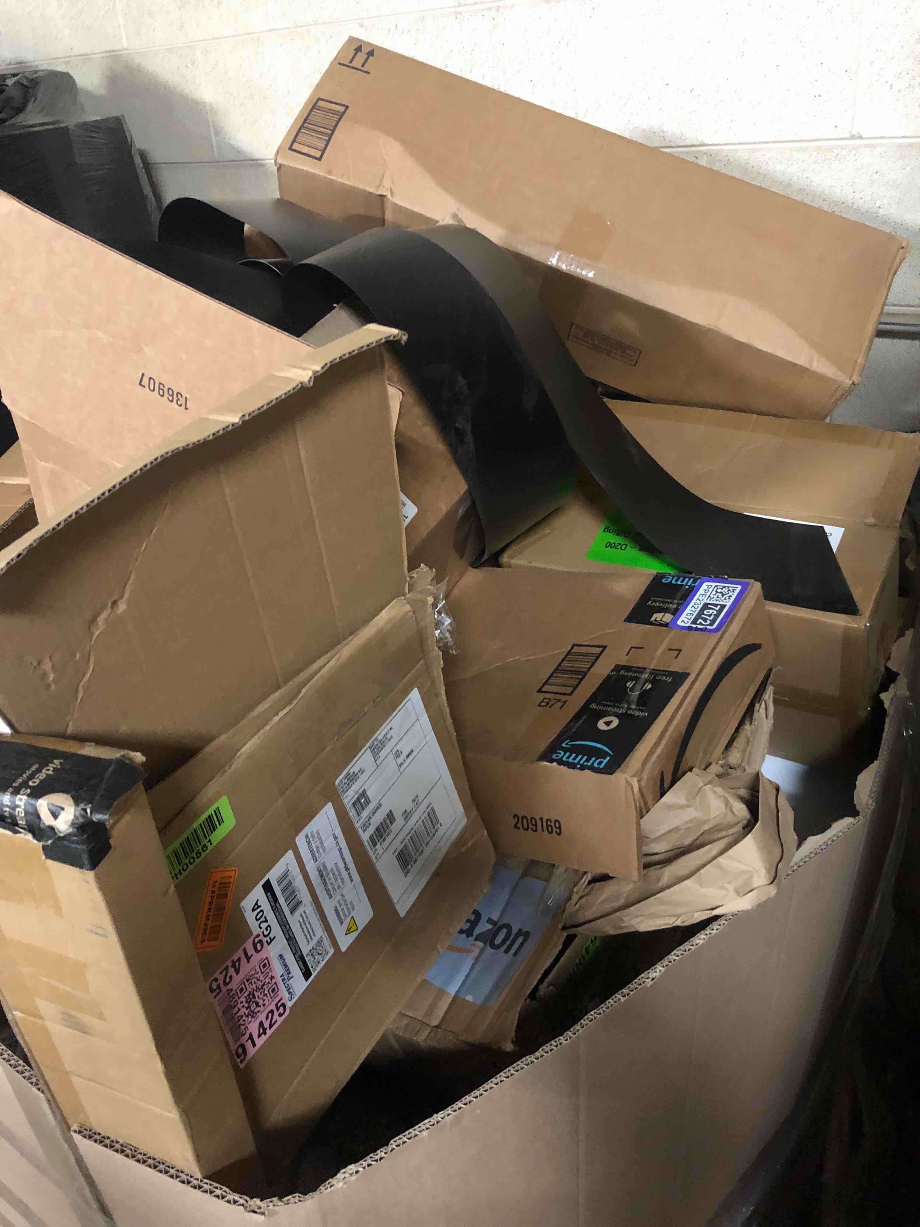 https://s3.amazonaws.com/lotting-images-prod/phillipi/PNK3533407_1753115474194.jpeg