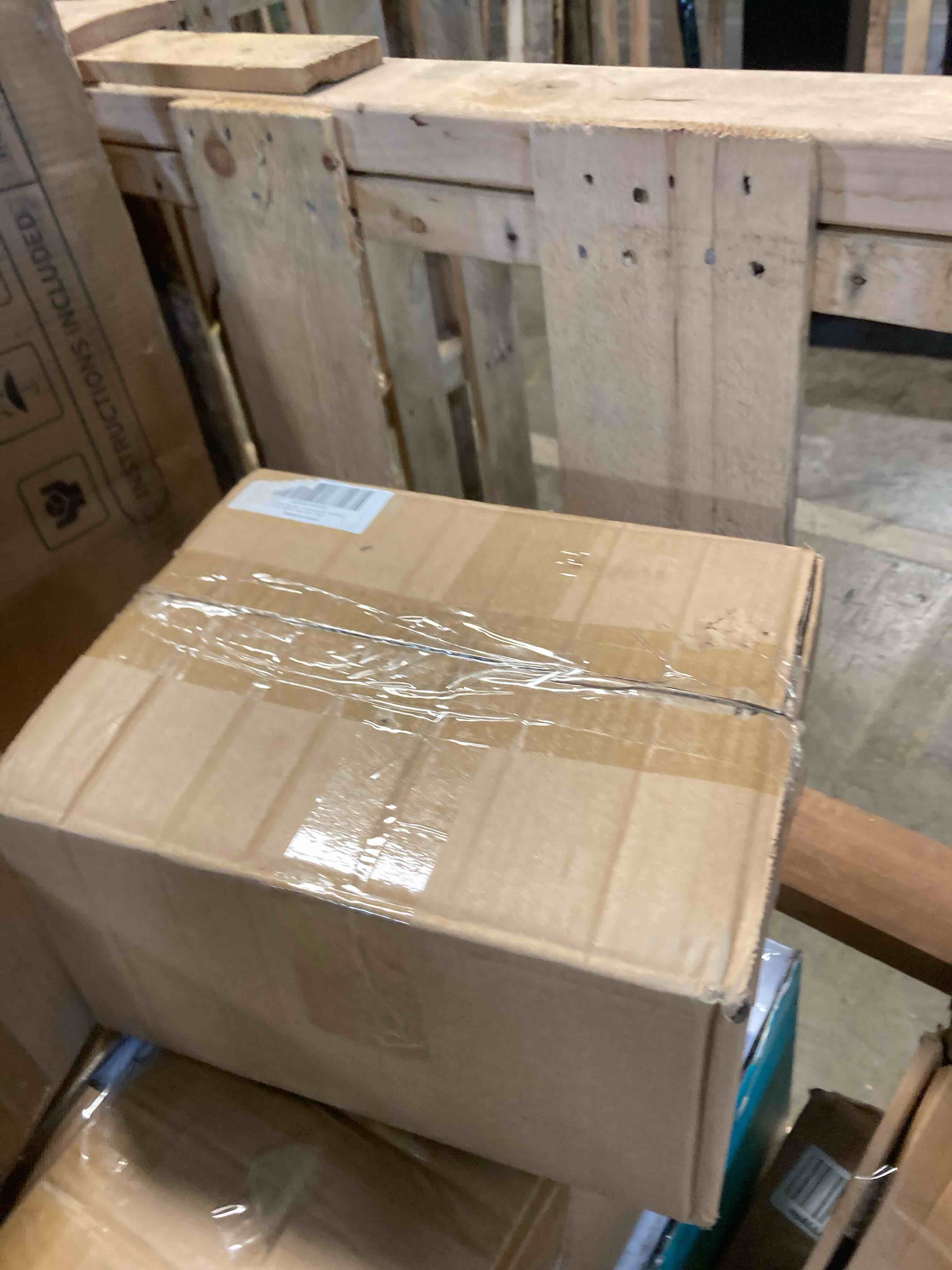 https://s3.amazonaws.com/lotting-images-prod/phillipi/PNK3533427_1753124879497.jpeg