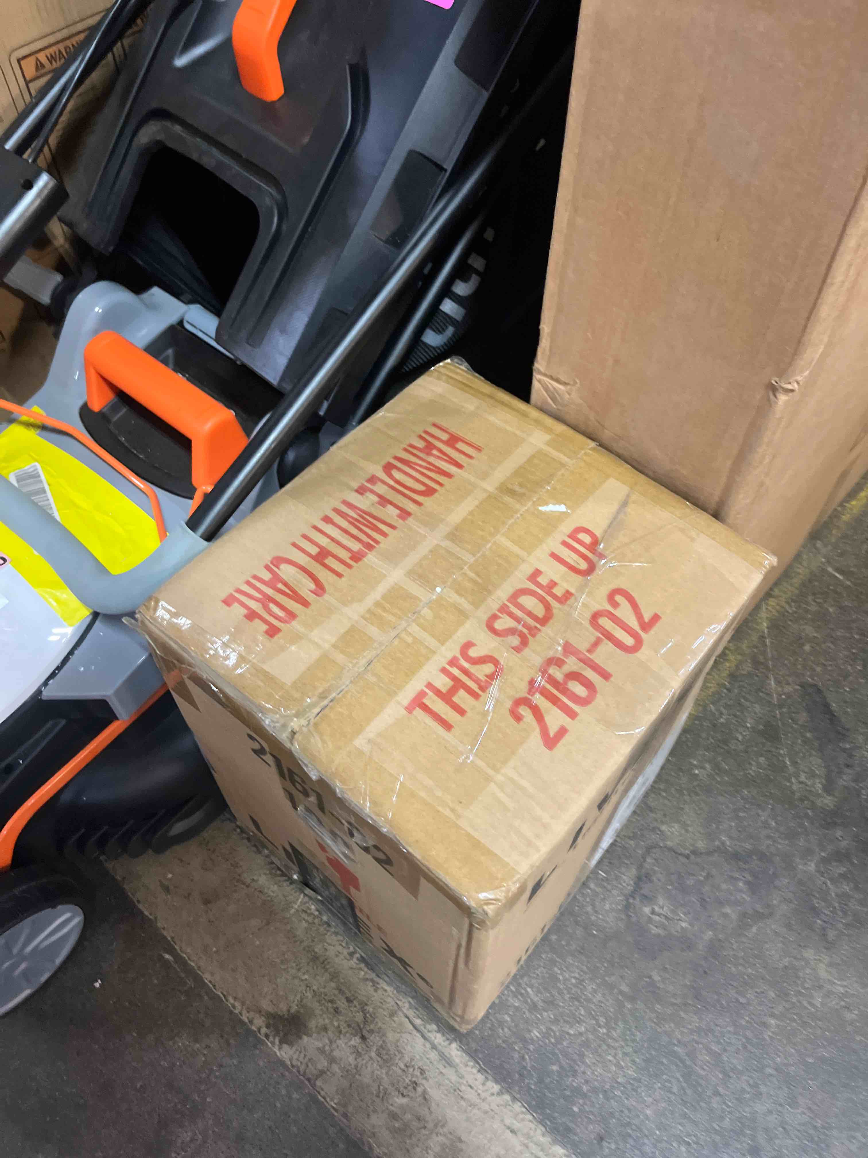 https://s3.amazonaws.com/lotting-images-prod/phillipi/PNK3533484_1753210324263.jpeg