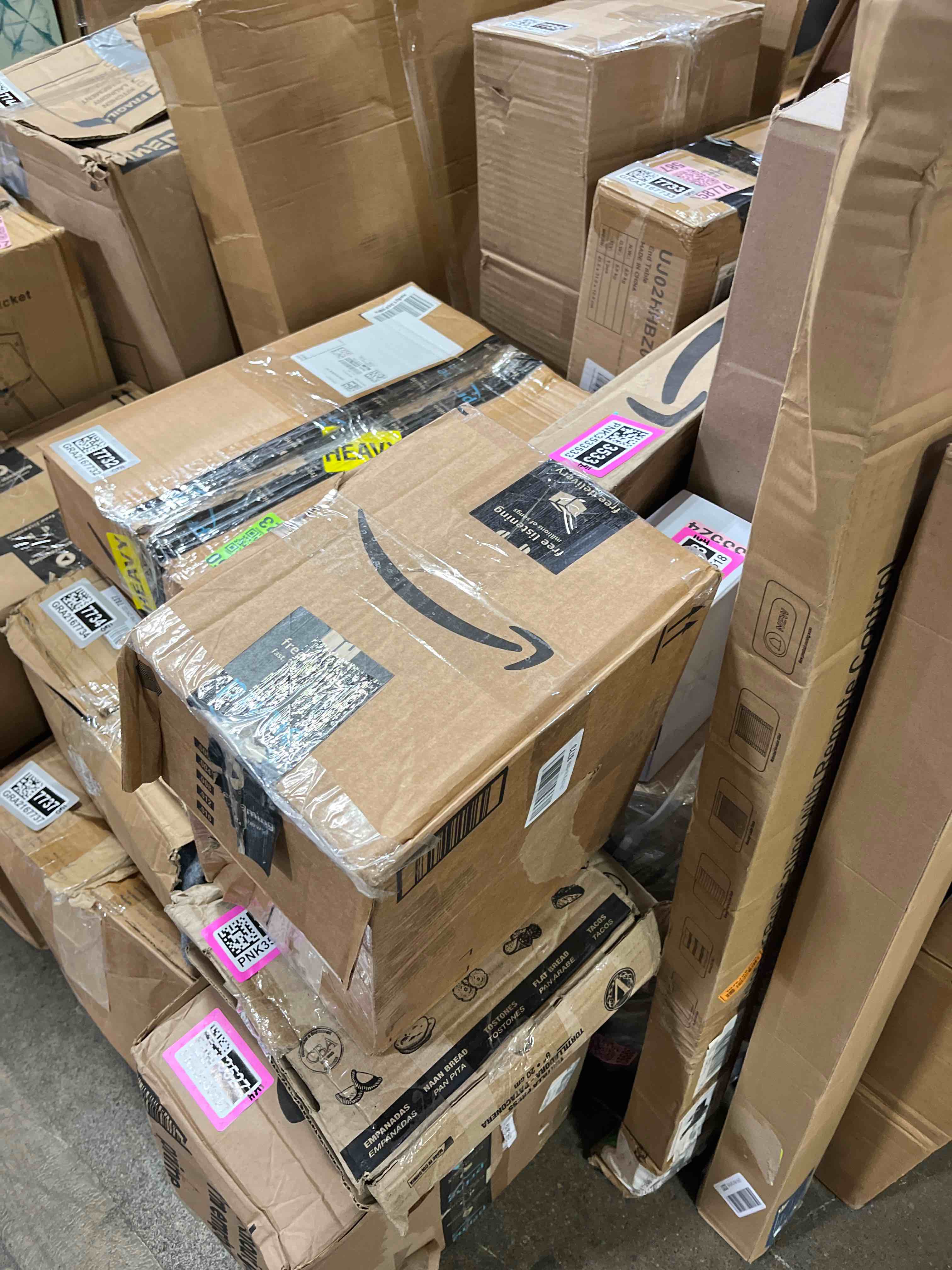 https://s3.amazonaws.com/lotting-images-prod/phillipi/PNK3533513_1753204963046.jpeg