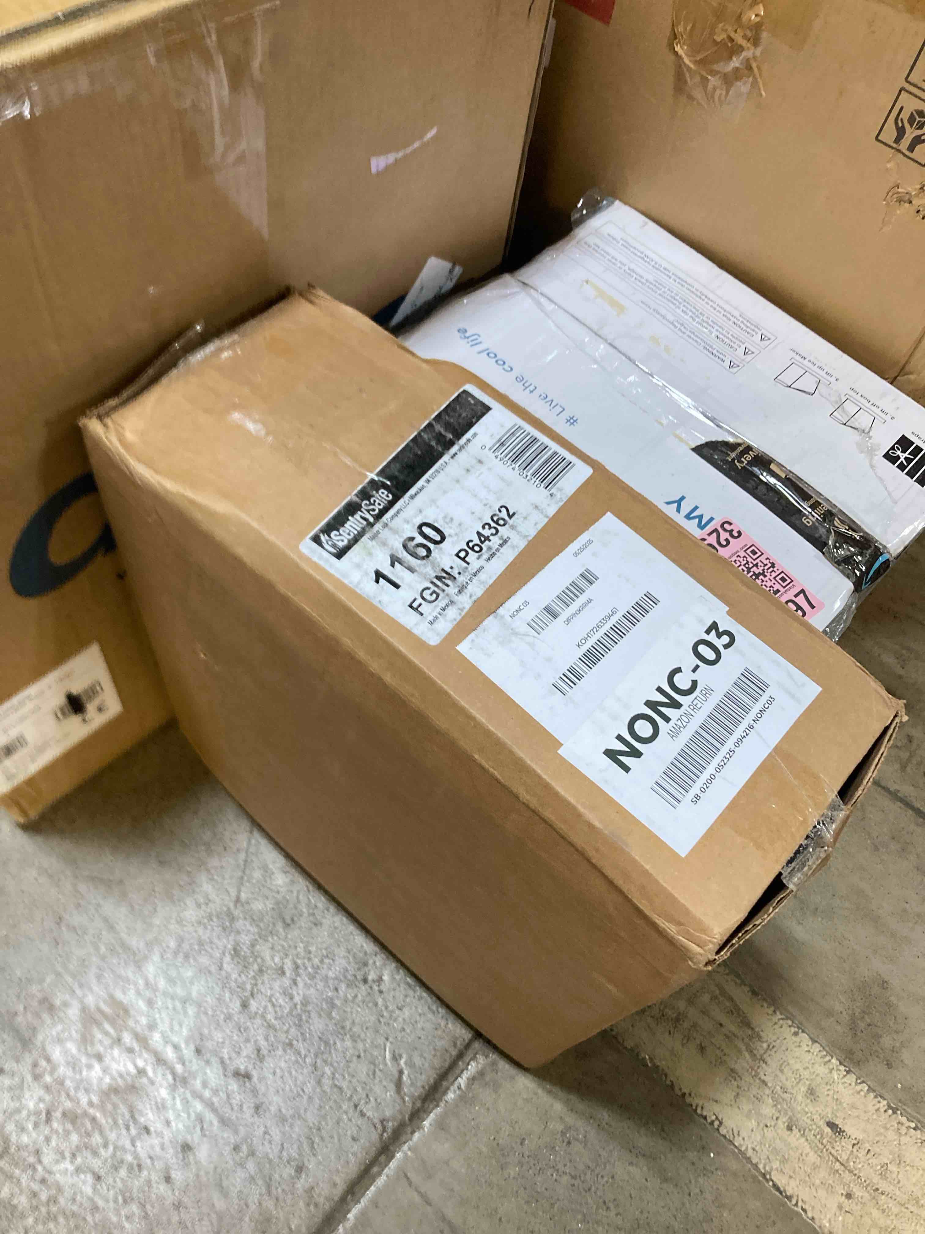 https://s3.amazonaws.com/lotting-images-prod/phillipi/PNK3533560_1753295783189.jpeg