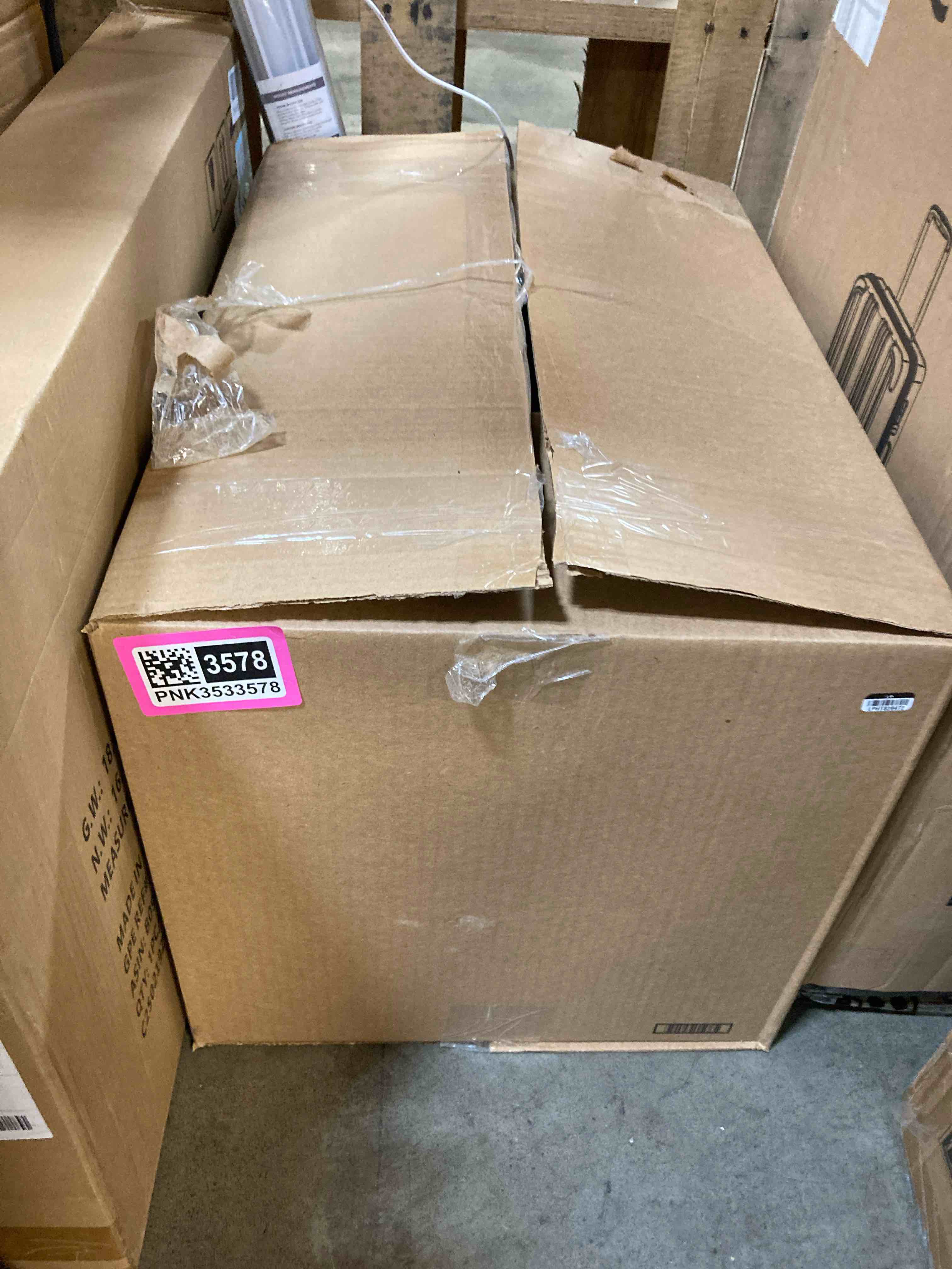https://s3.amazonaws.com/lotting-images-prod/phillipi/PNK3533578_1753359285835.jpeg