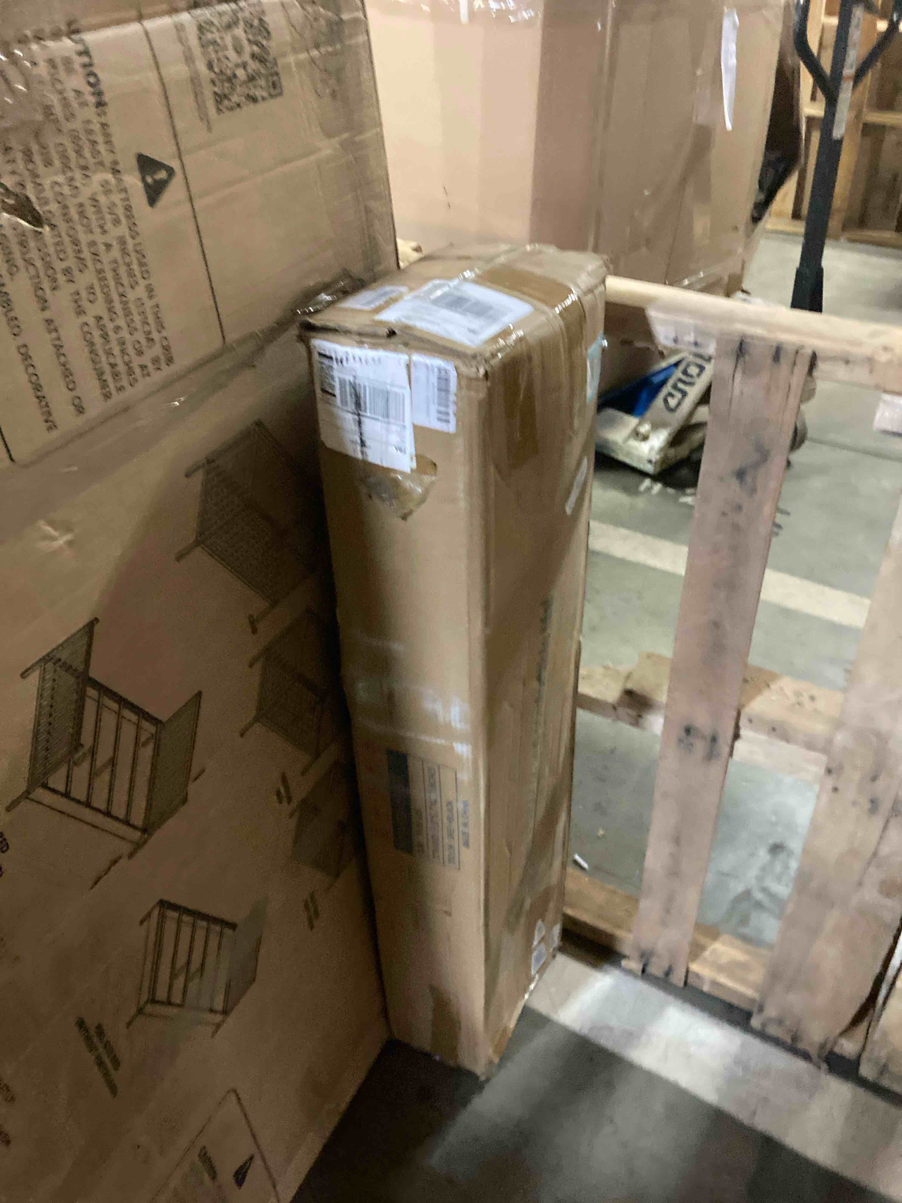 https://s3.amazonaws.com/lotting-images-prod/phillipi/PNK3533613_1753465317673.jpeg