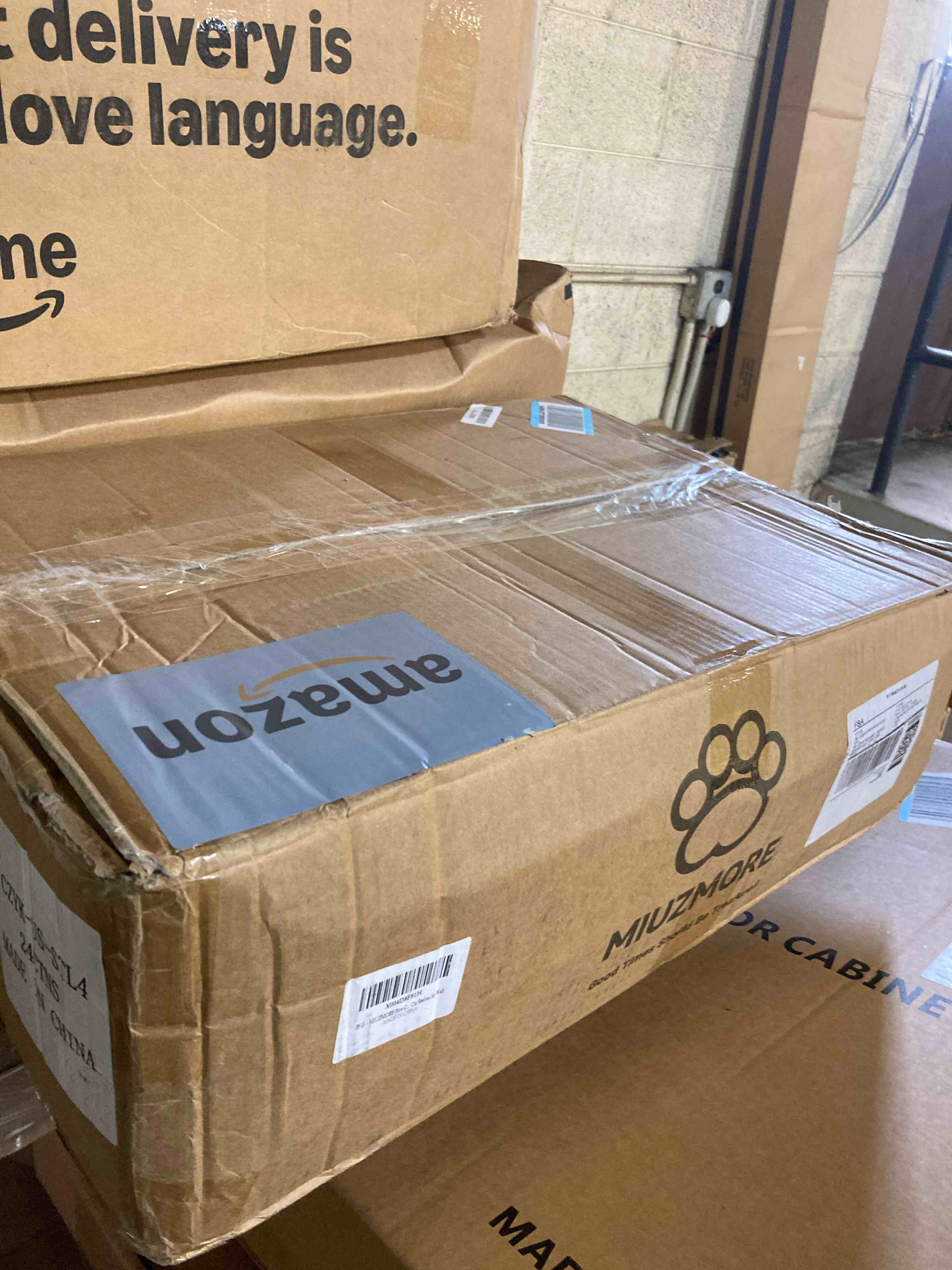 https://s3.amazonaws.com/lotting-images-prod/phillipi/PNK3533620_1753465743180.jpeg