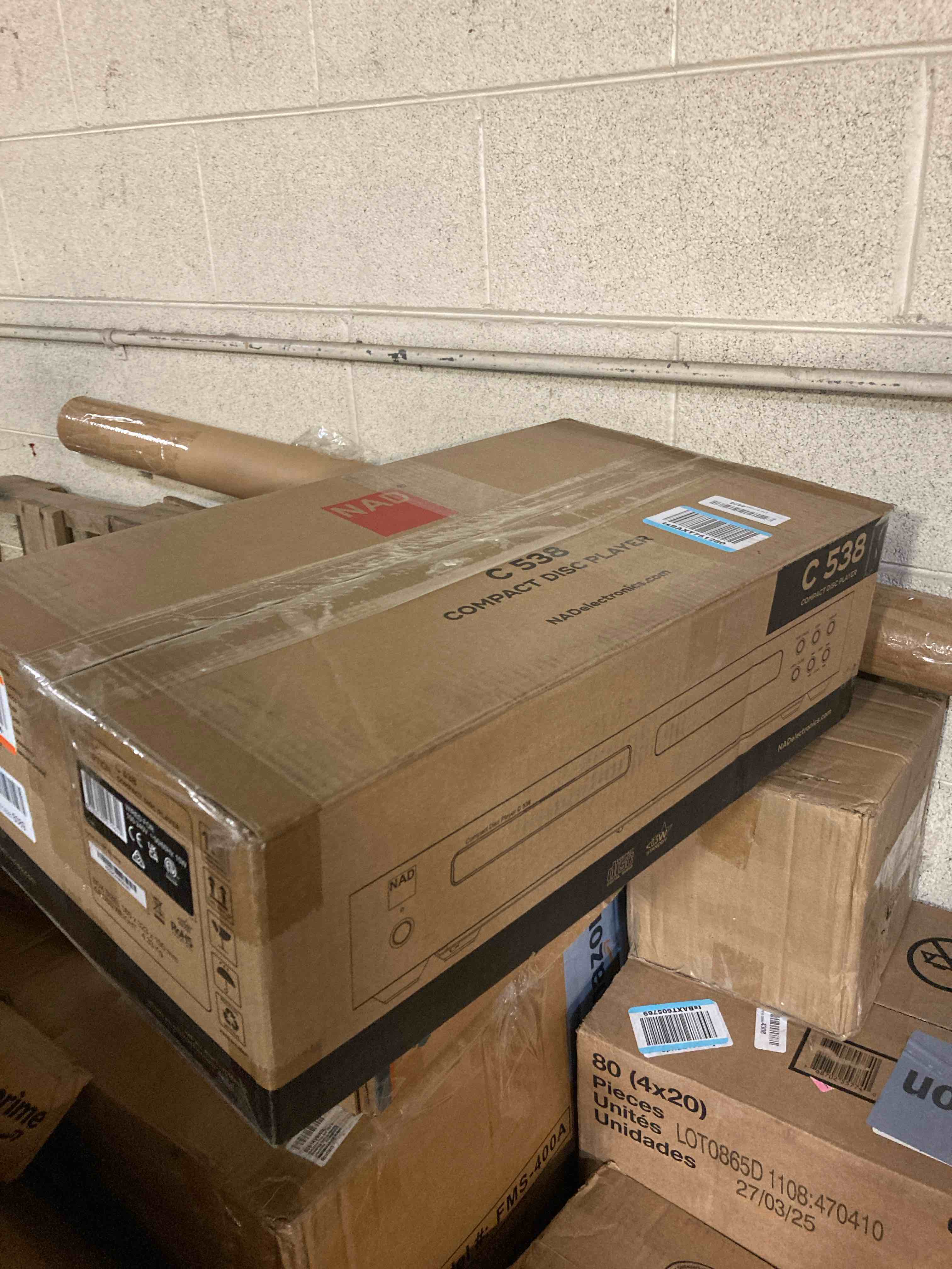 https://s3.amazonaws.com/lotting-images-prod/phillipi/PNK3533622_1753466031519.jpeg