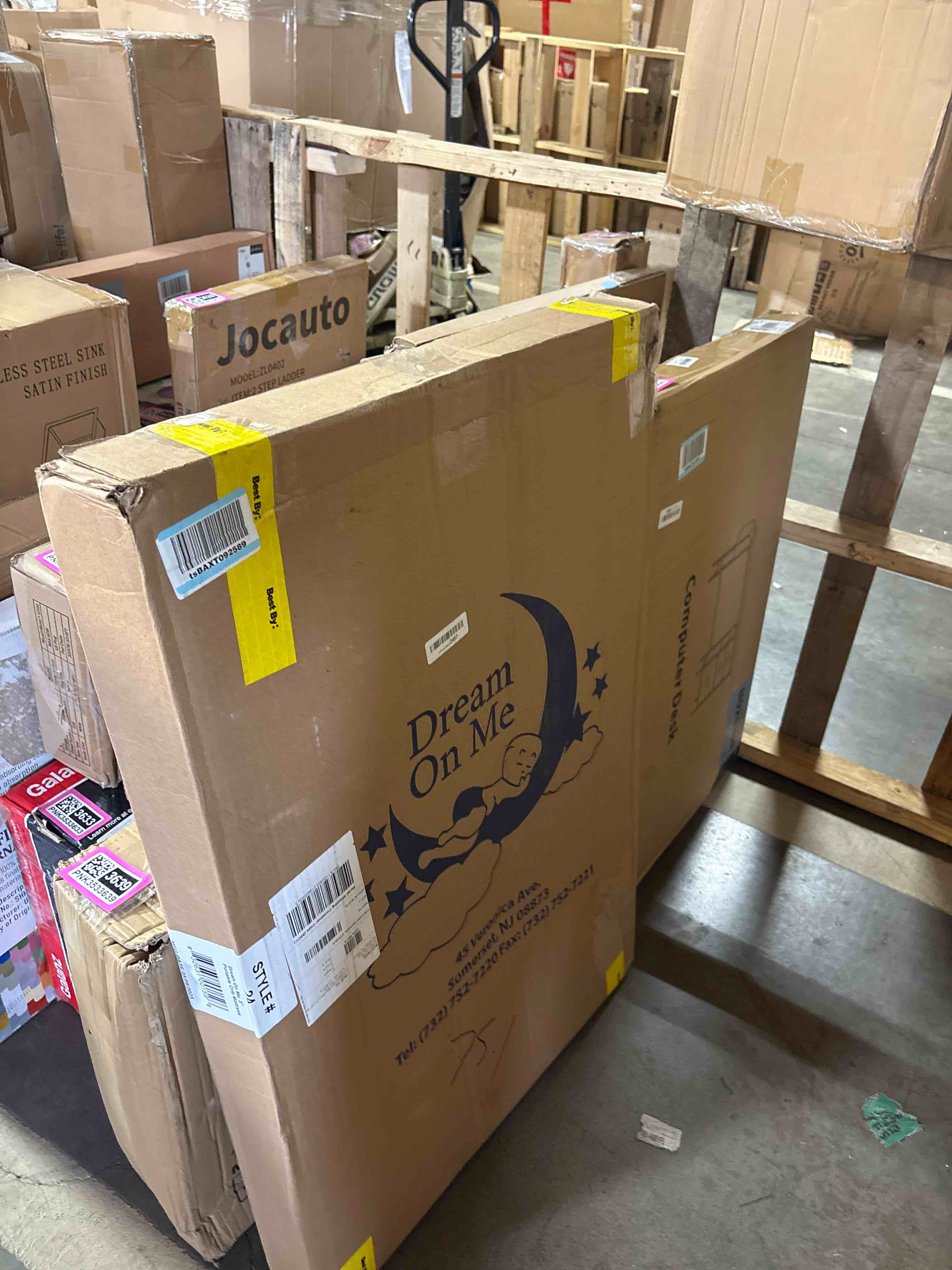 https://s3.amazonaws.com/lotting-images-prod/phillipi/PNK3533641_1753467904383.jpeg