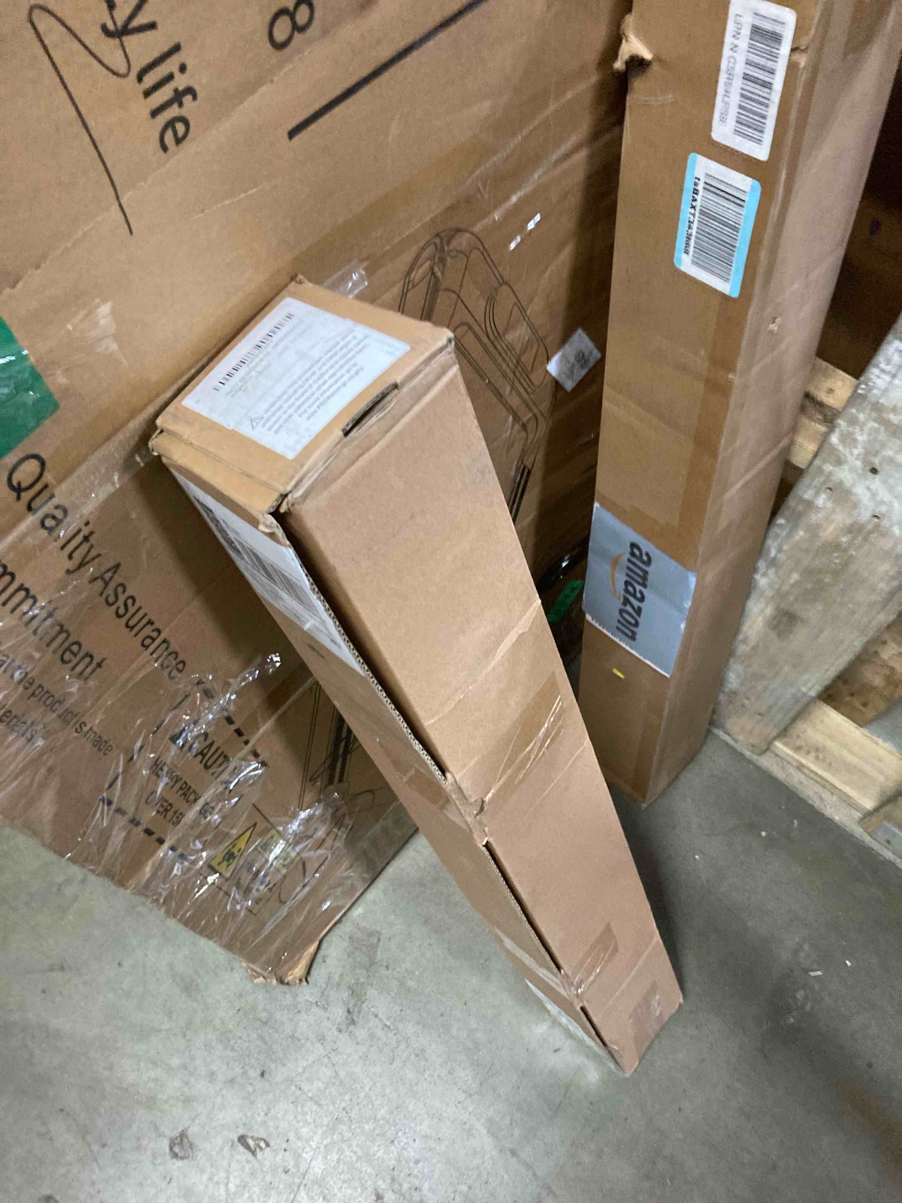 https://s3.amazonaws.com/lotting-images-prod/phillipi/PNK3533726_1753719575937.jpeg