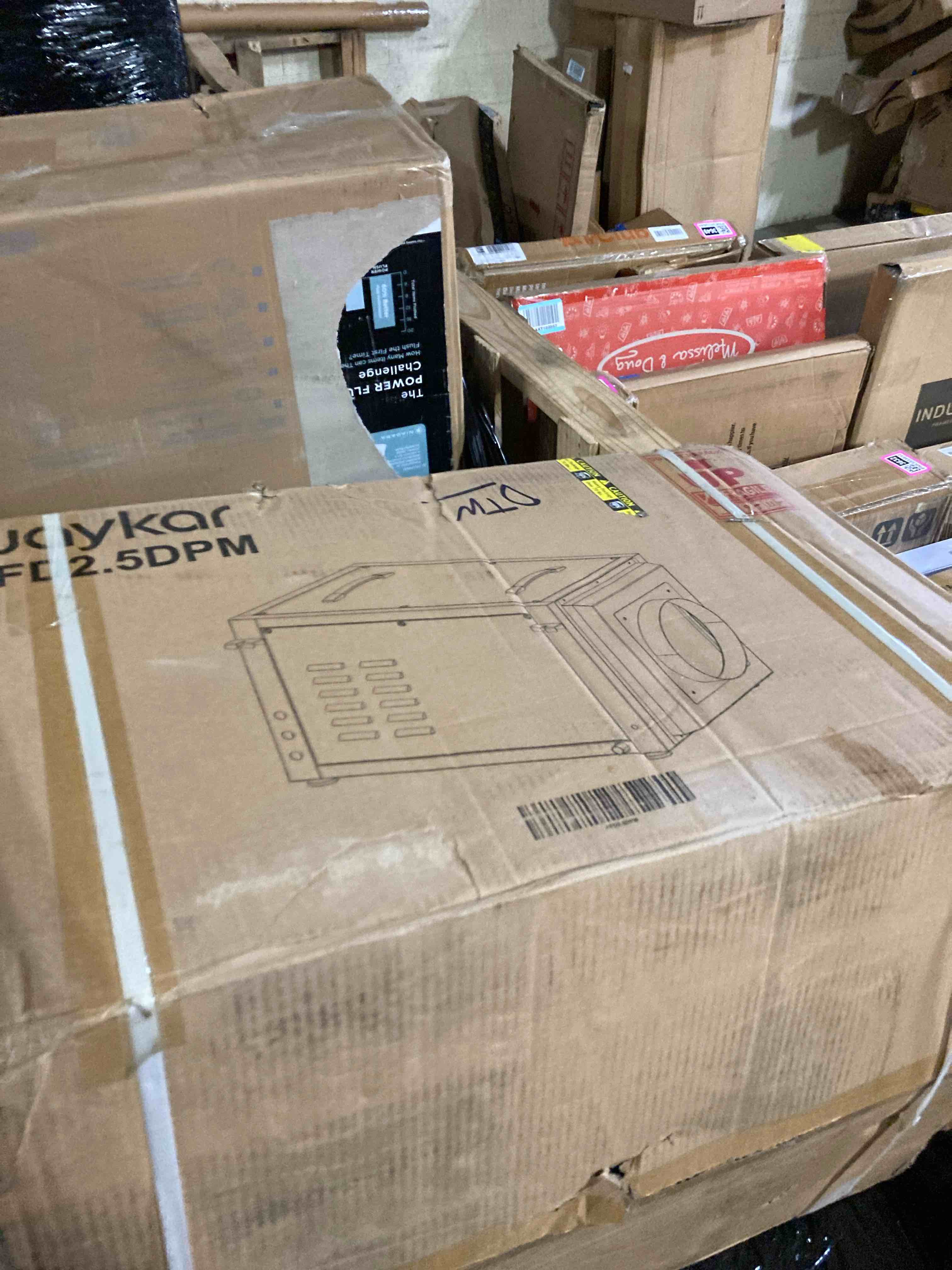 https://s3.amazonaws.com/lotting-images-prod/phillipi/PNK3533770_1753728158091.jpeg