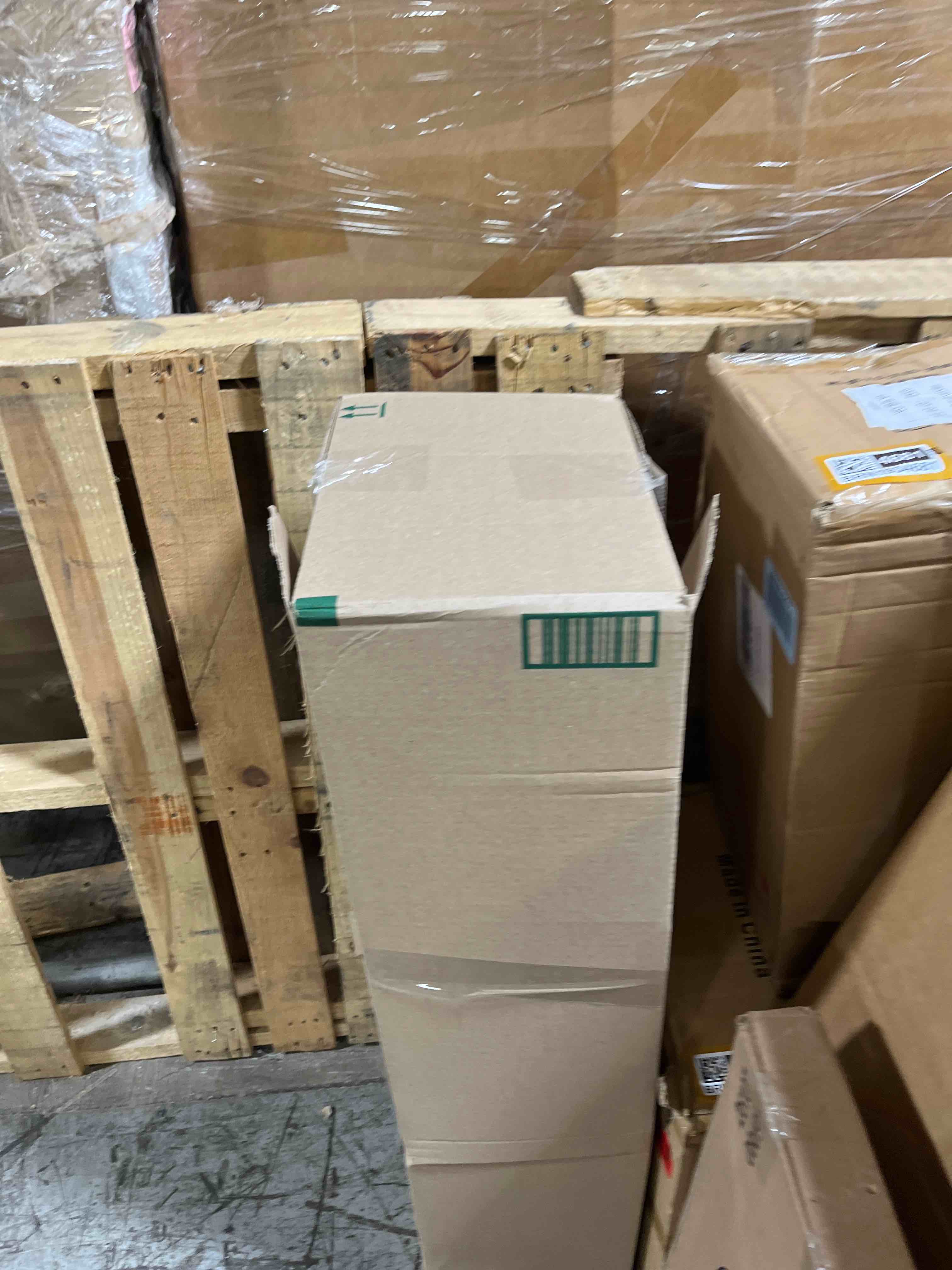 https://s3.amazonaws.com/lotting-images-prod/phillipi/PNK3533772_1753813709959.jpeg