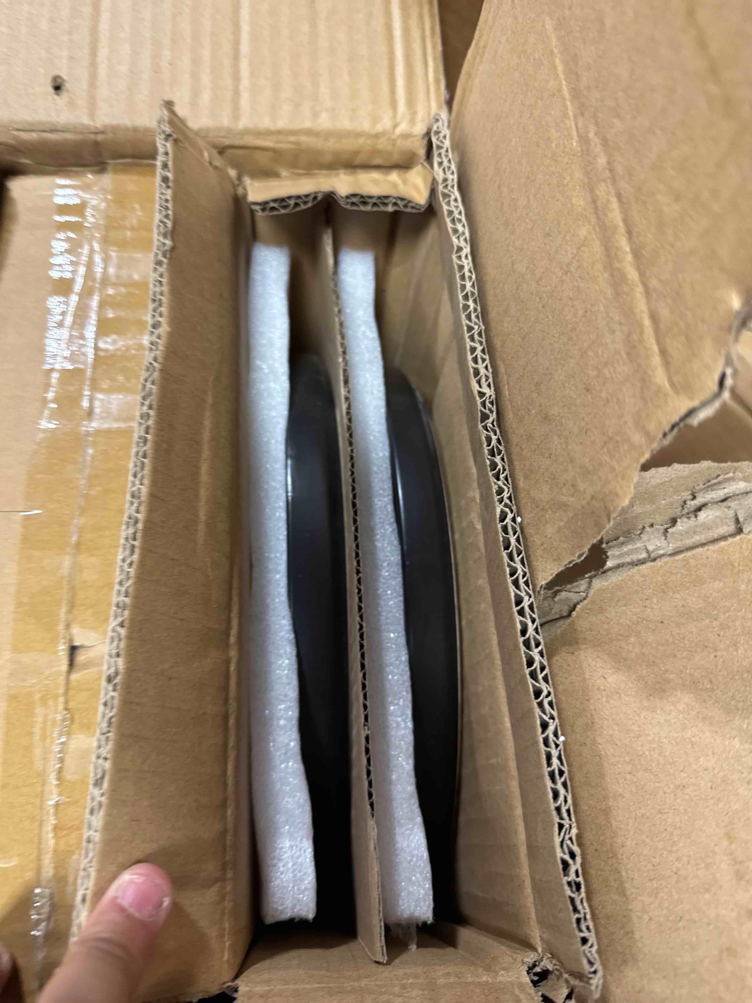https://s3.amazonaws.com/lotting-images-prod/phillipi/PNK3533838_1753971457813.jpeg