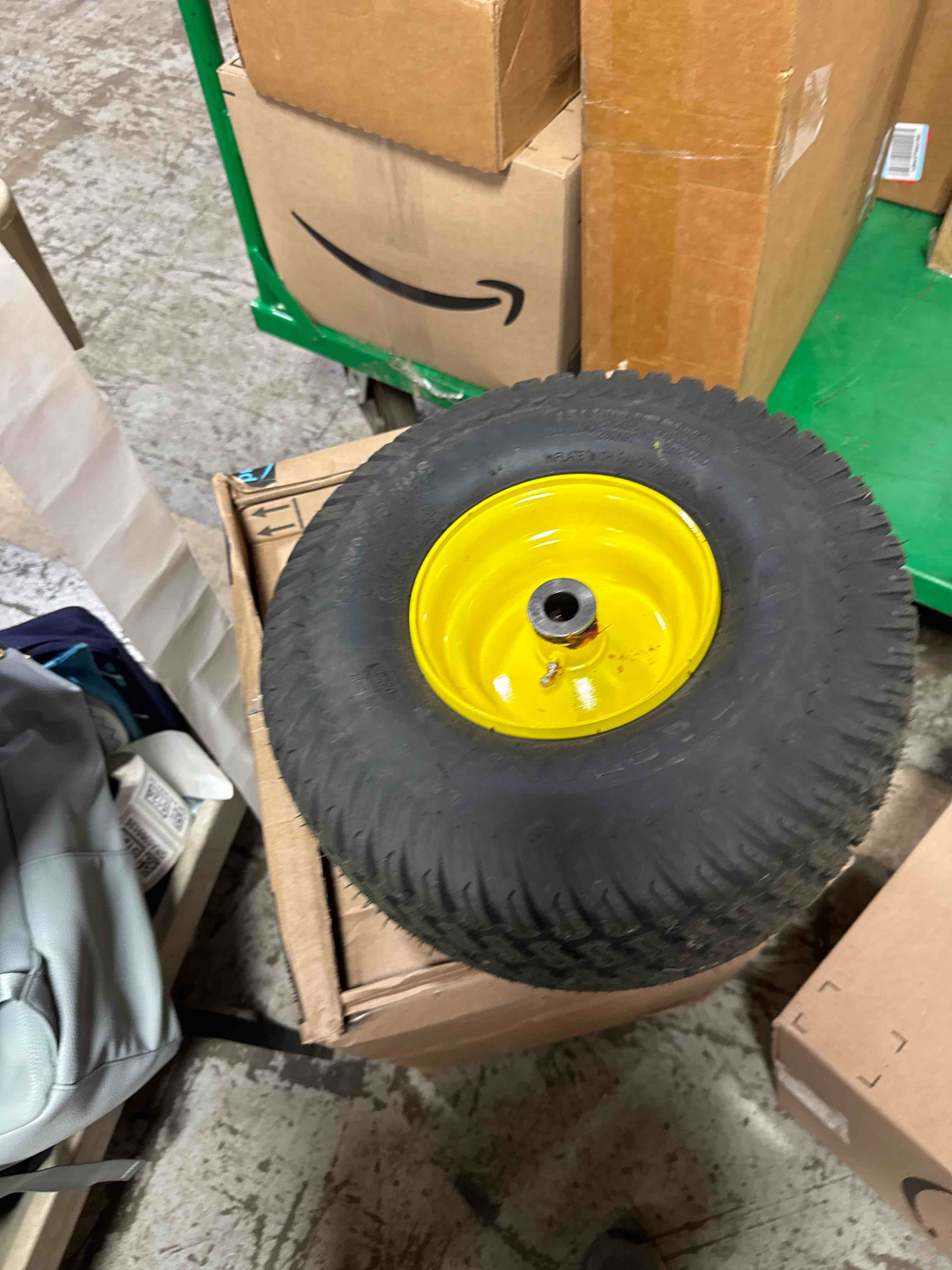 https://s3.amazonaws.com/lotting-images-prod/phillipi/PNK3533849_1753973153105.jpeg