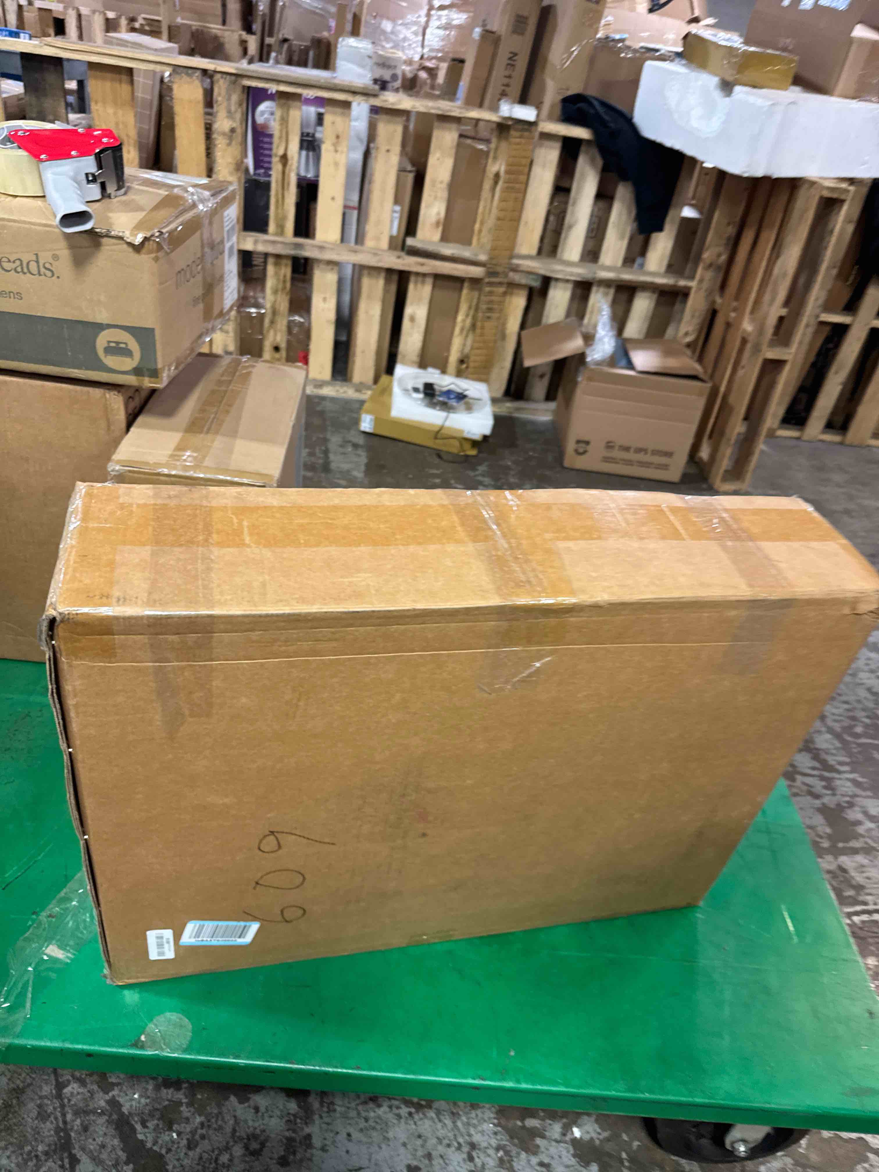https://s3.amazonaws.com/lotting-images-prod/phillipi/PNK3533851_1753973356818.jpeg