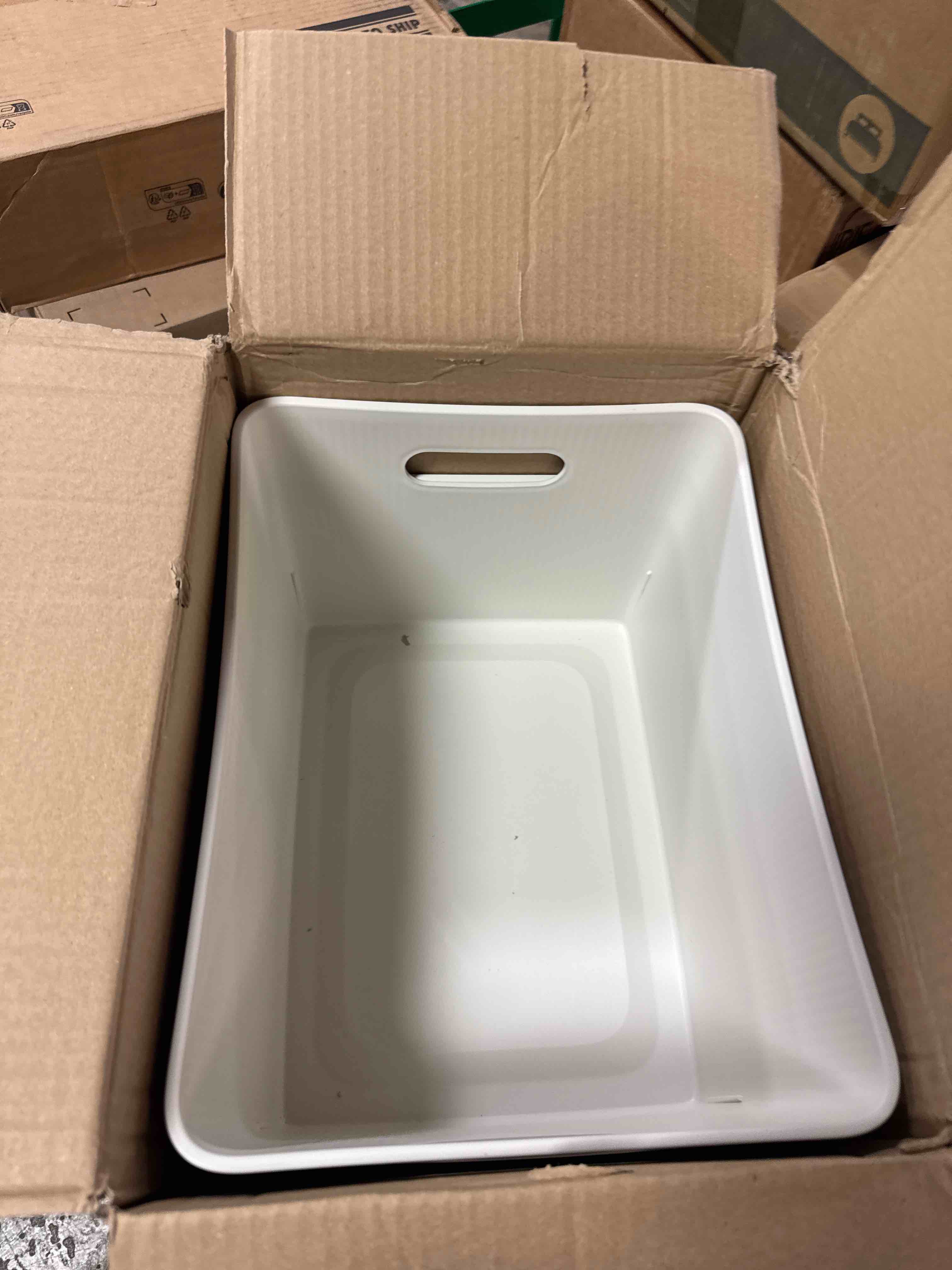 https://s3.amazonaws.com/lotting-images-prod/phillipi/PNK3533852_1753973554629.jpeg