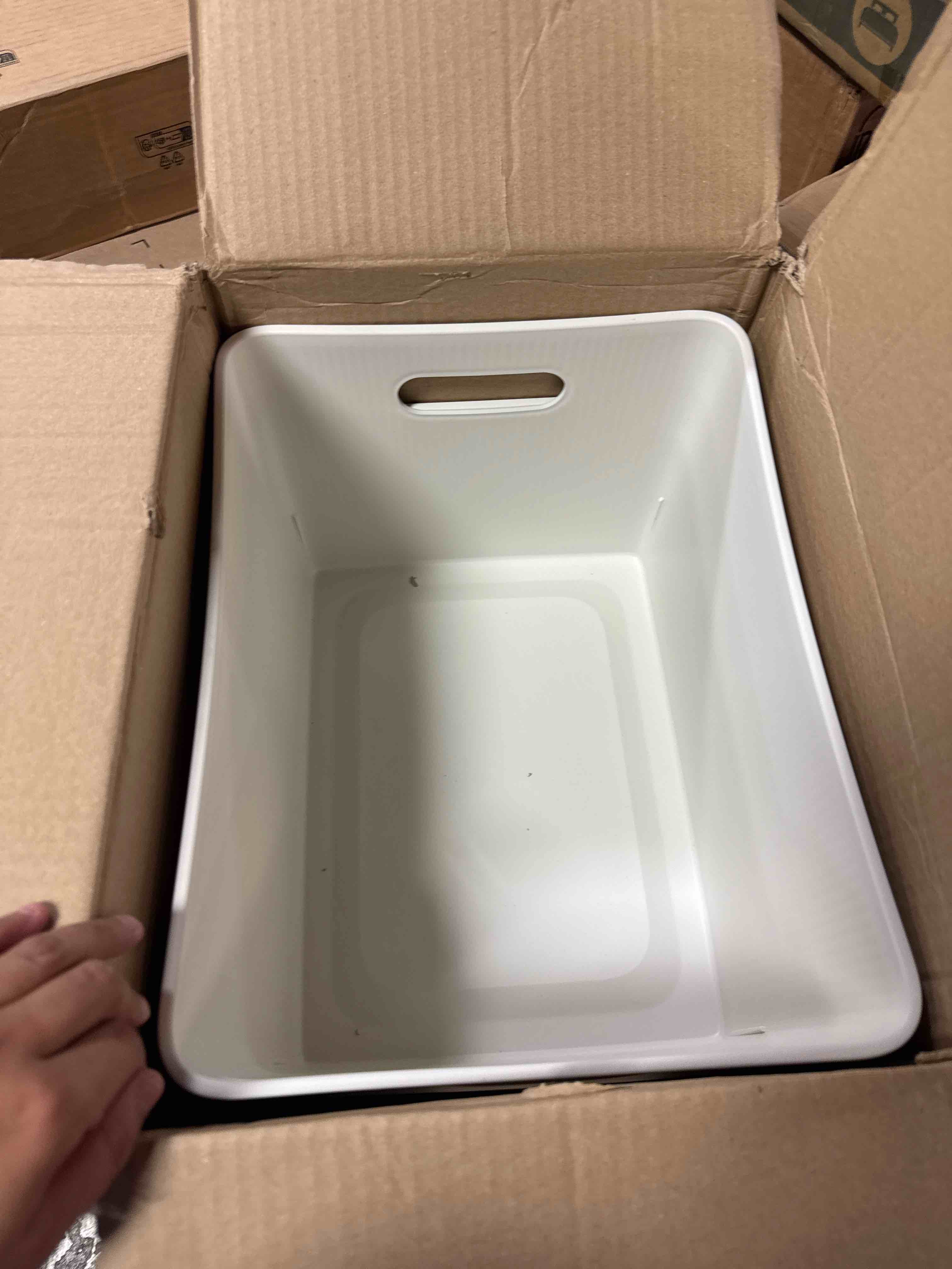 https://s3.amazonaws.com/lotting-images-prod/phillipi/PNK3533852_1753973555590.jpeg