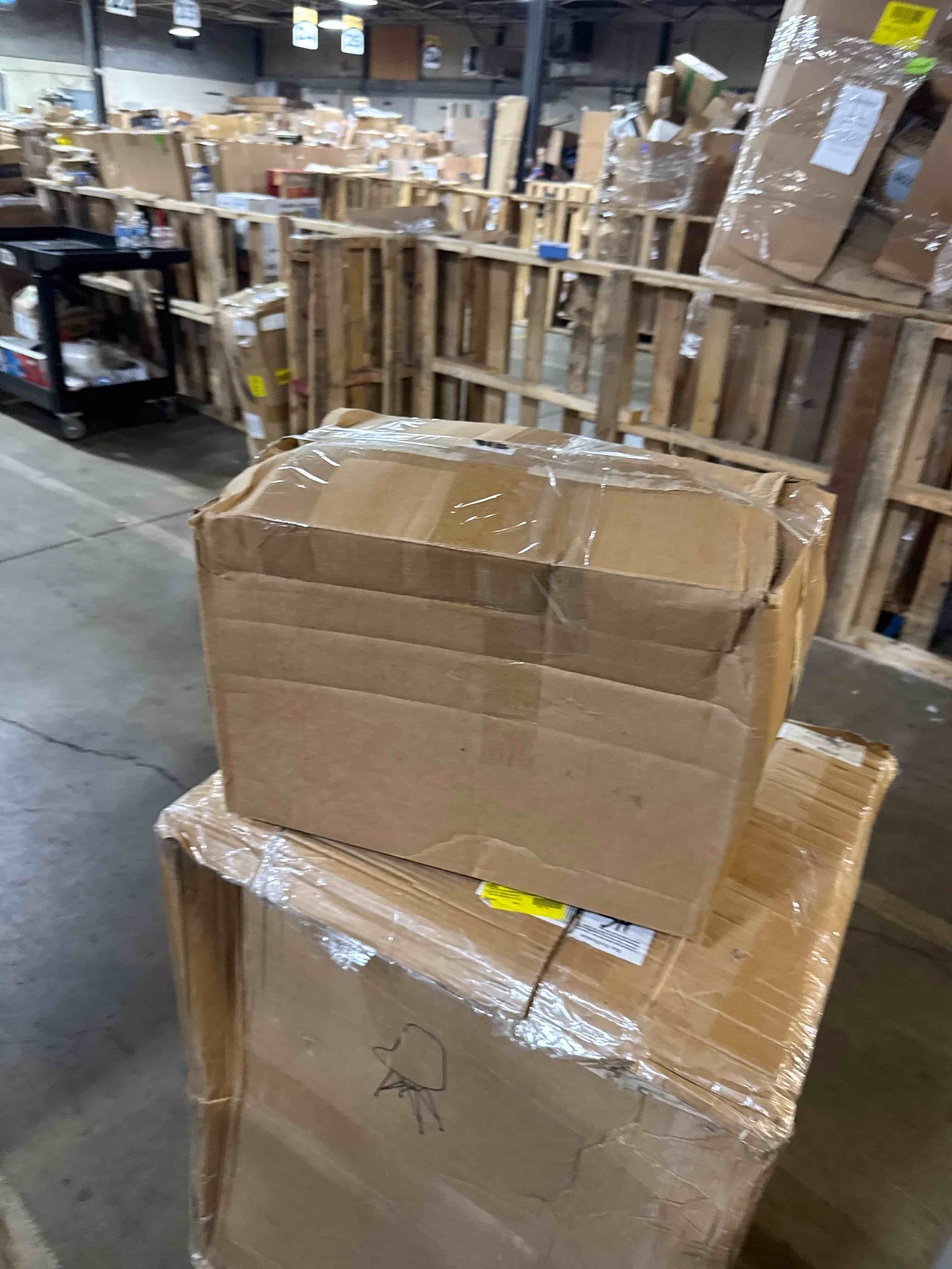 https://s3.amazonaws.com/lotting-images-prod/phillipi/PNK3533954_1754335382209.jpeg