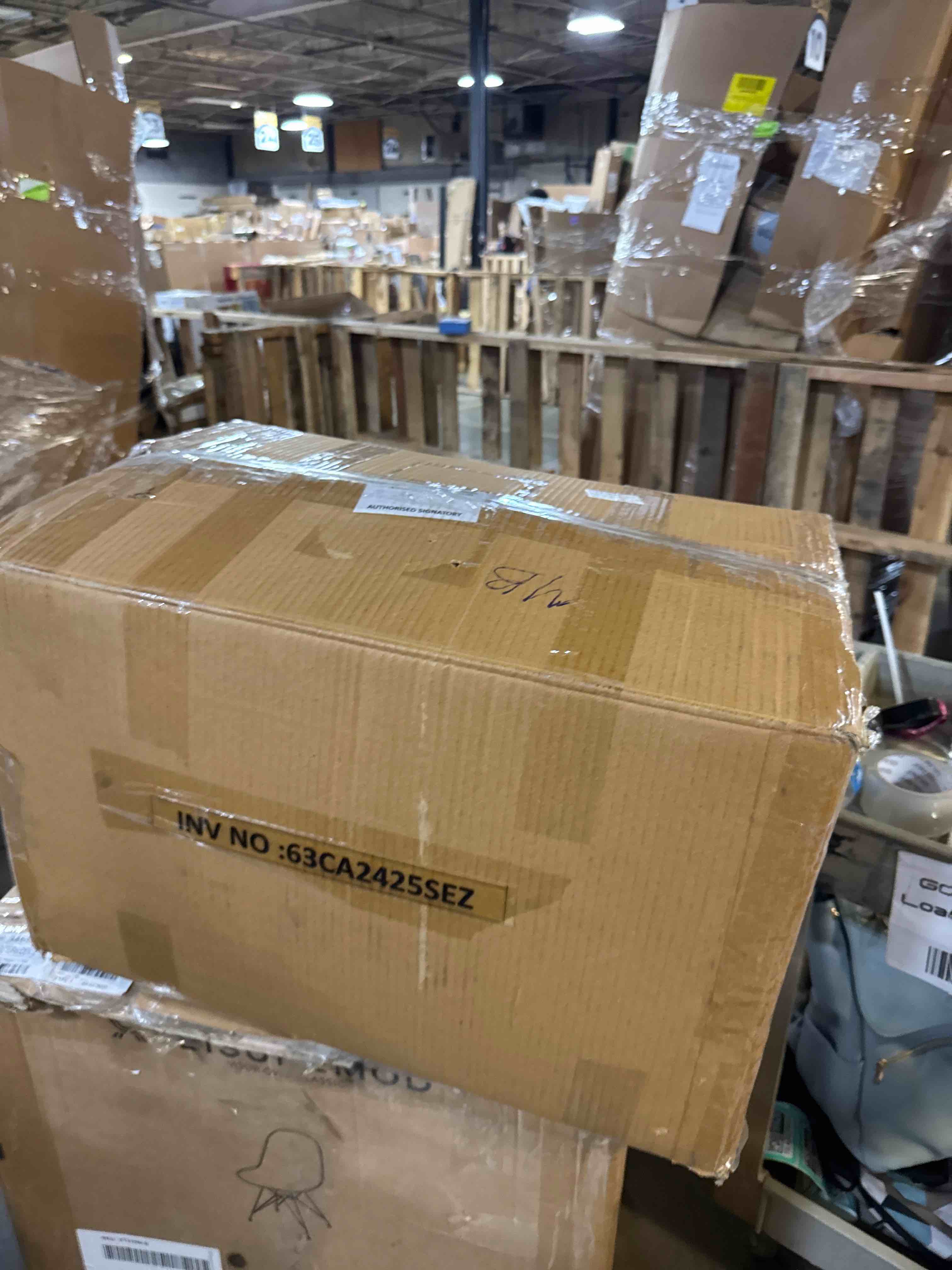 https://s3.amazonaws.com/lotting-images-prod/phillipi/PNK3533966_1754337278975.jpeg
