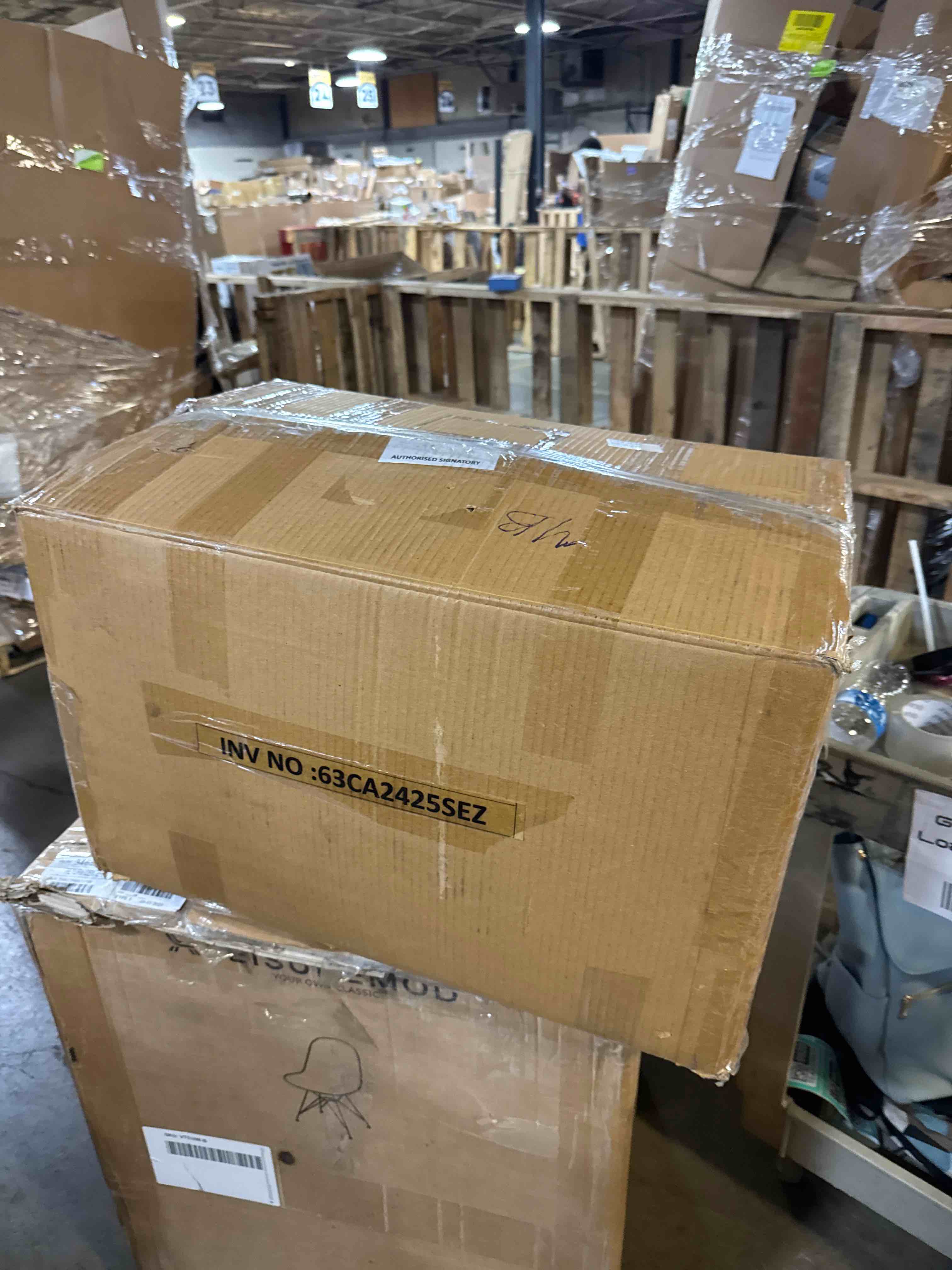 https://s3.amazonaws.com/lotting-images-prod/phillipi/PNK3533966_1754337279866.jpeg
