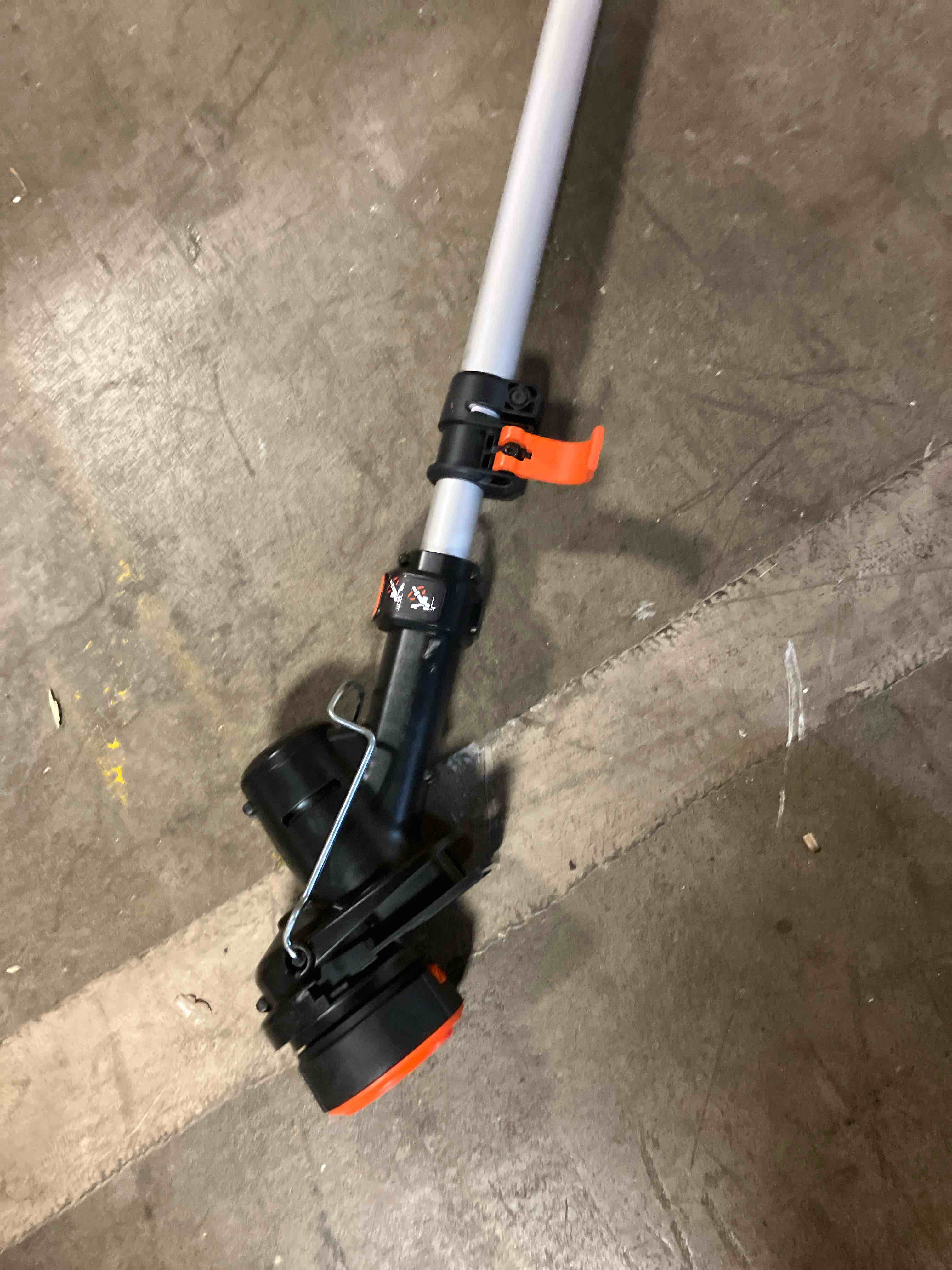 https://s3.amazonaws.com/lotting-images-prod/phillipi/PNK3534060_1754570742953.jpeg