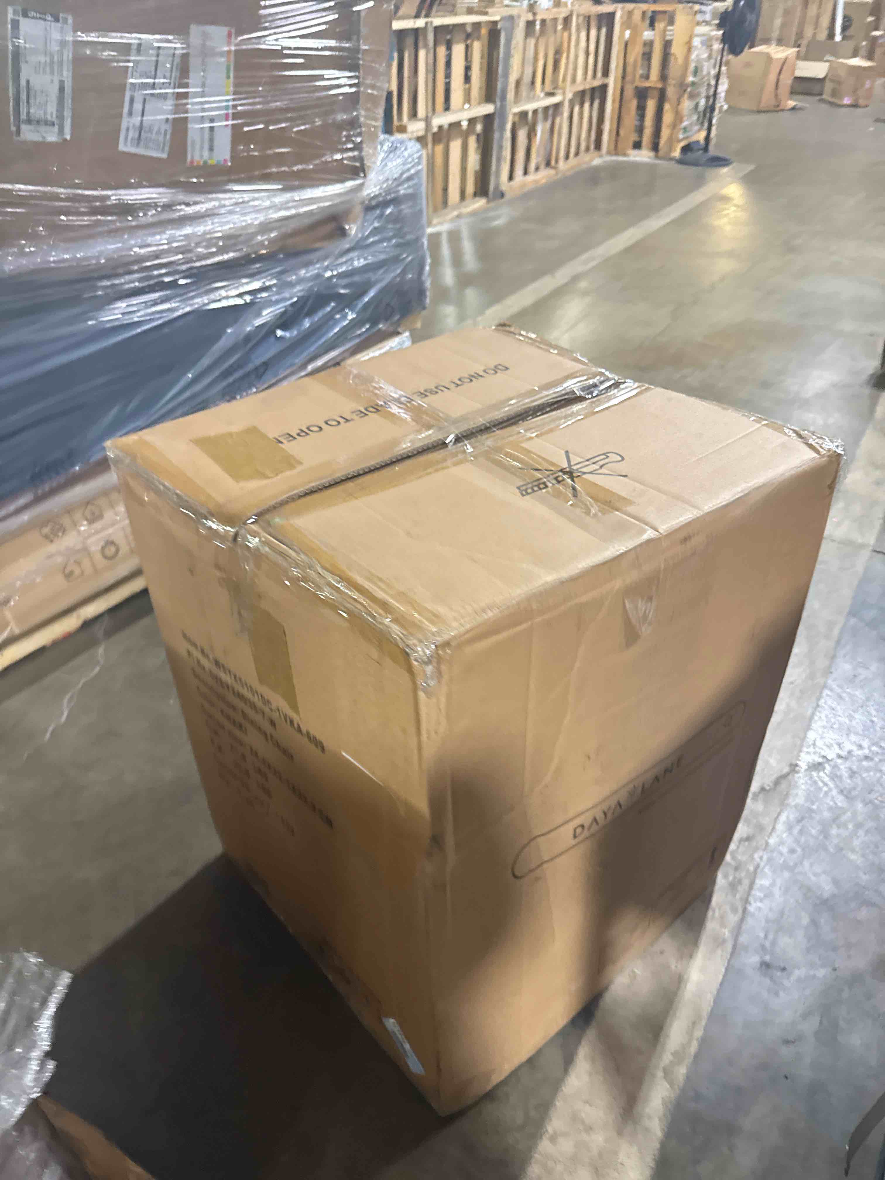 https://s3.amazonaws.com/lotting-images-prod/phillipi/PNK3534108_1754924829322.jpeg