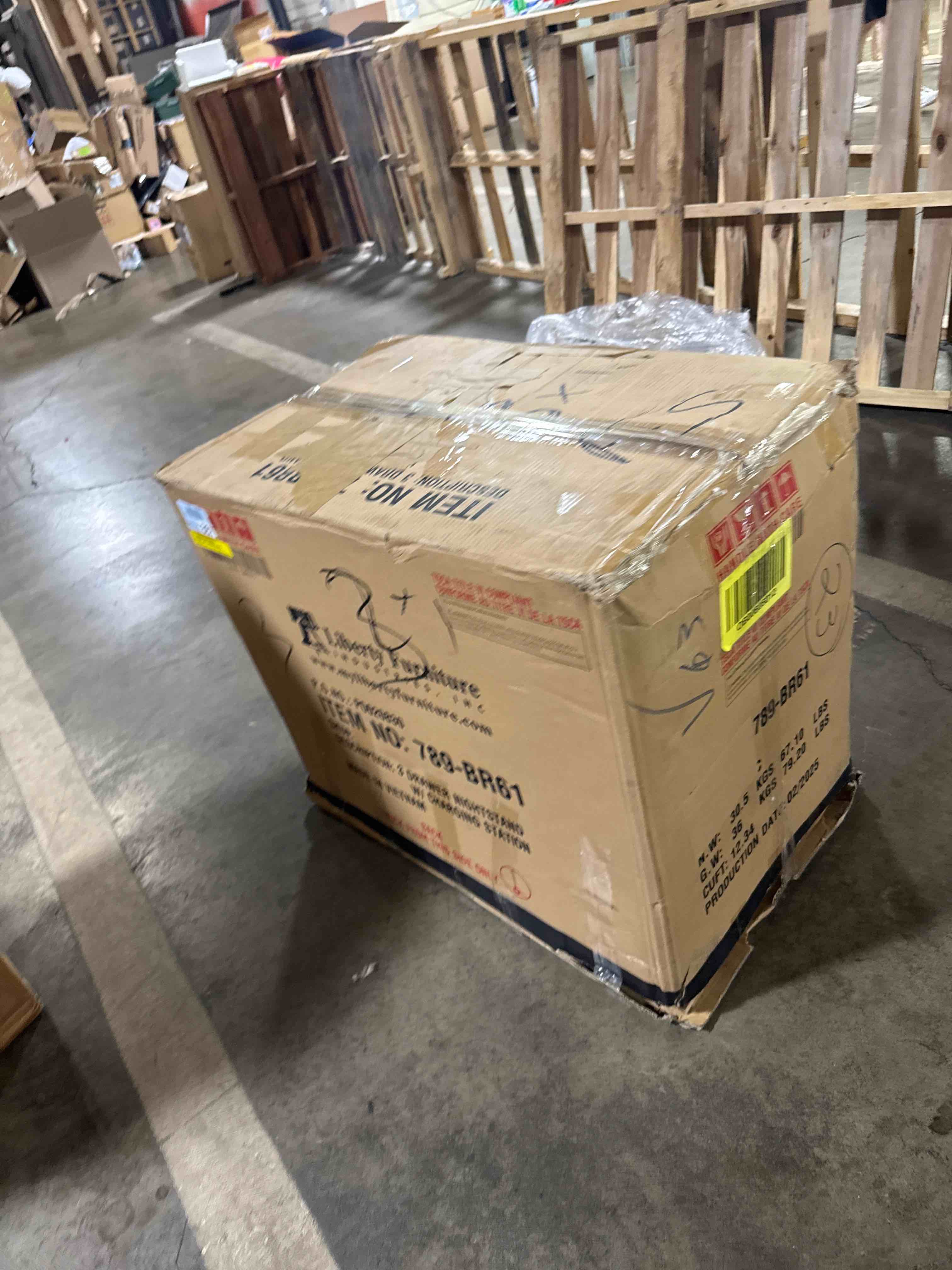 https://s3.amazonaws.com/lotting-images-prod/phillipi/PNK3534114_1754927542654.jpeg