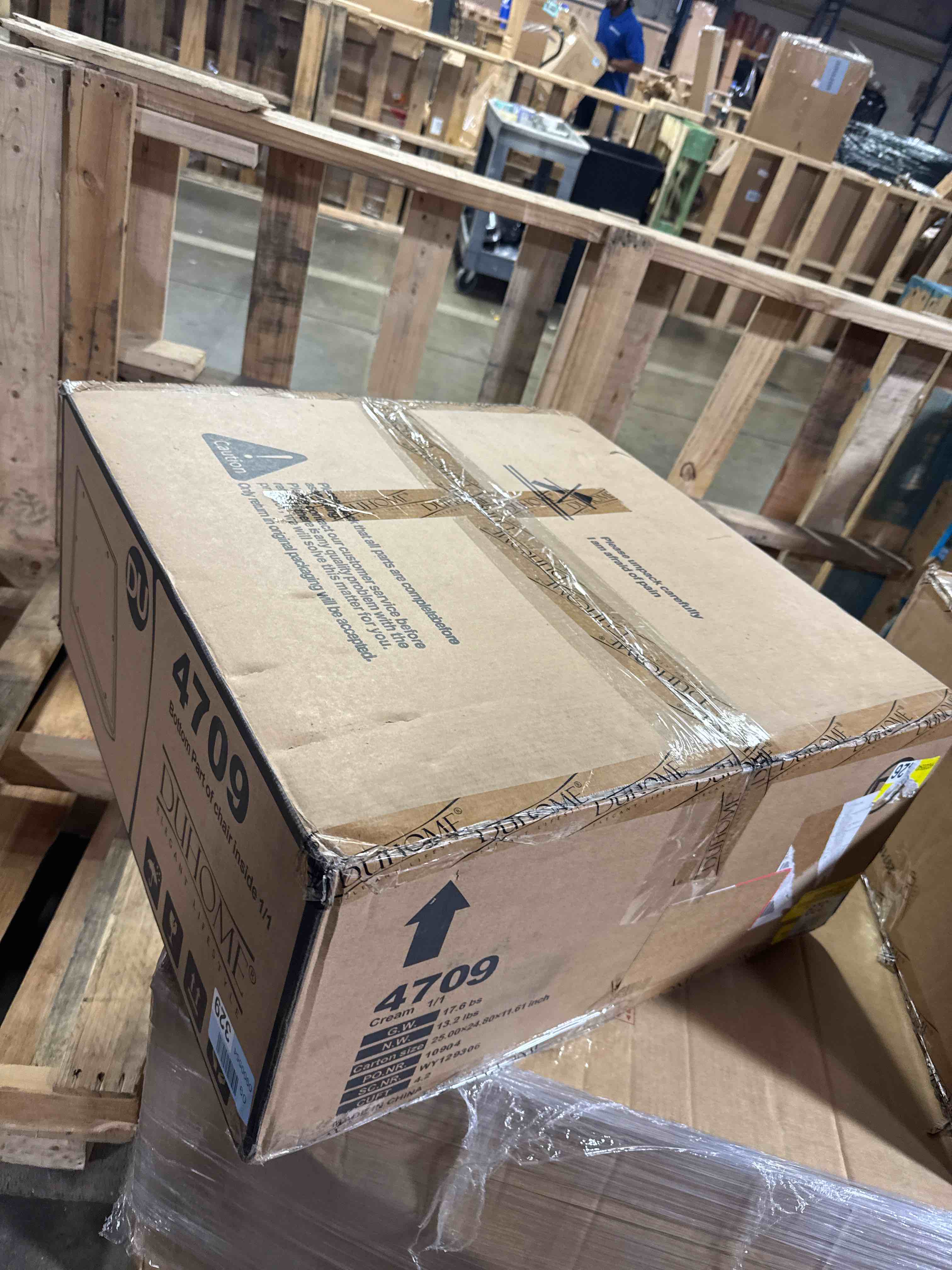 https://s3.amazonaws.com/lotting-images-prod/phillipi/PNK3534125_1754930395114.jpeg