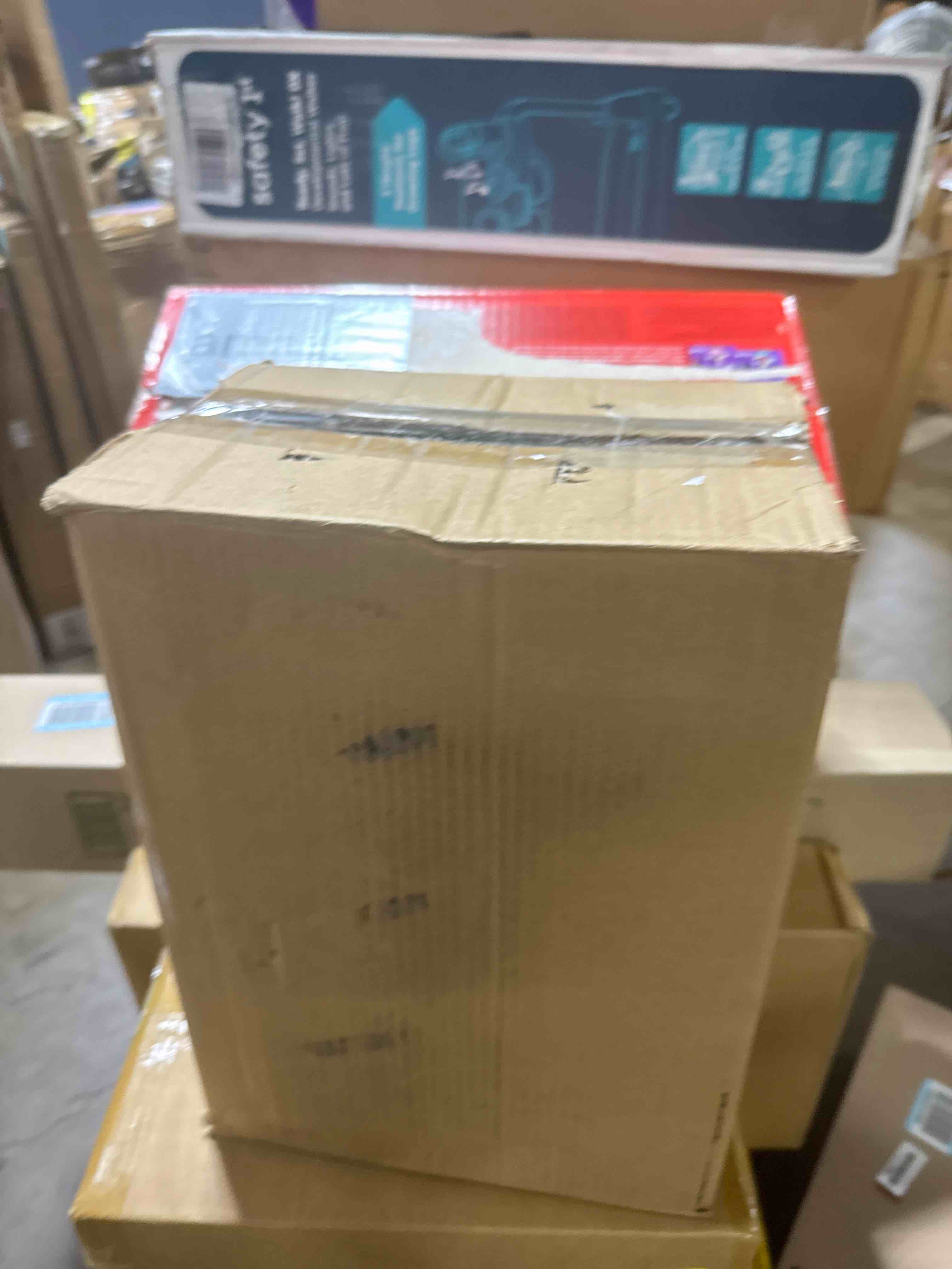 https://s3.amazonaws.com/lotting-images-prod/phillipi/PNK3534133_1755086861820.jpeg