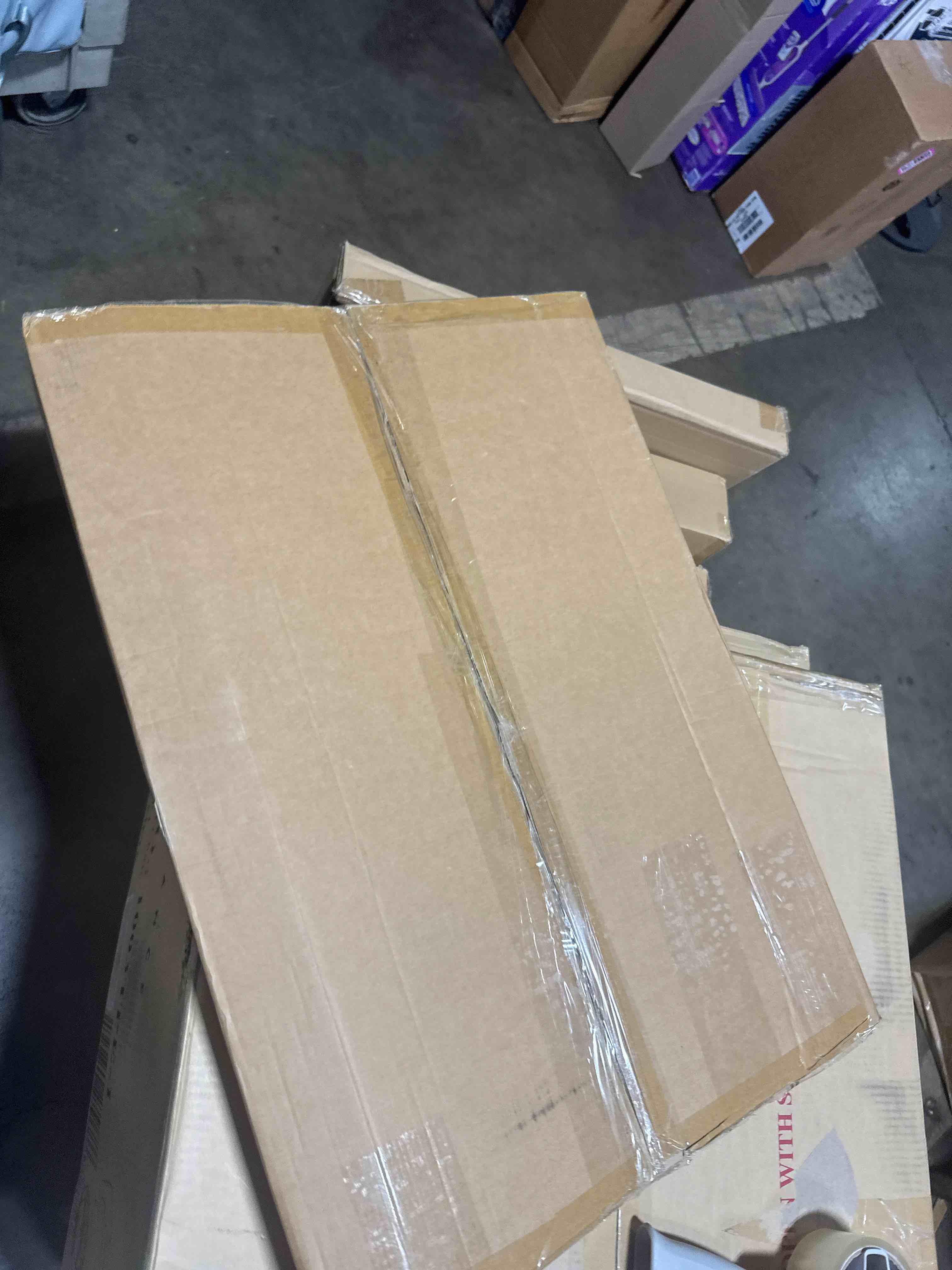 https://s3.amazonaws.com/lotting-images-prod/phillipi/PNK3534143_1755088100331.jpeg
