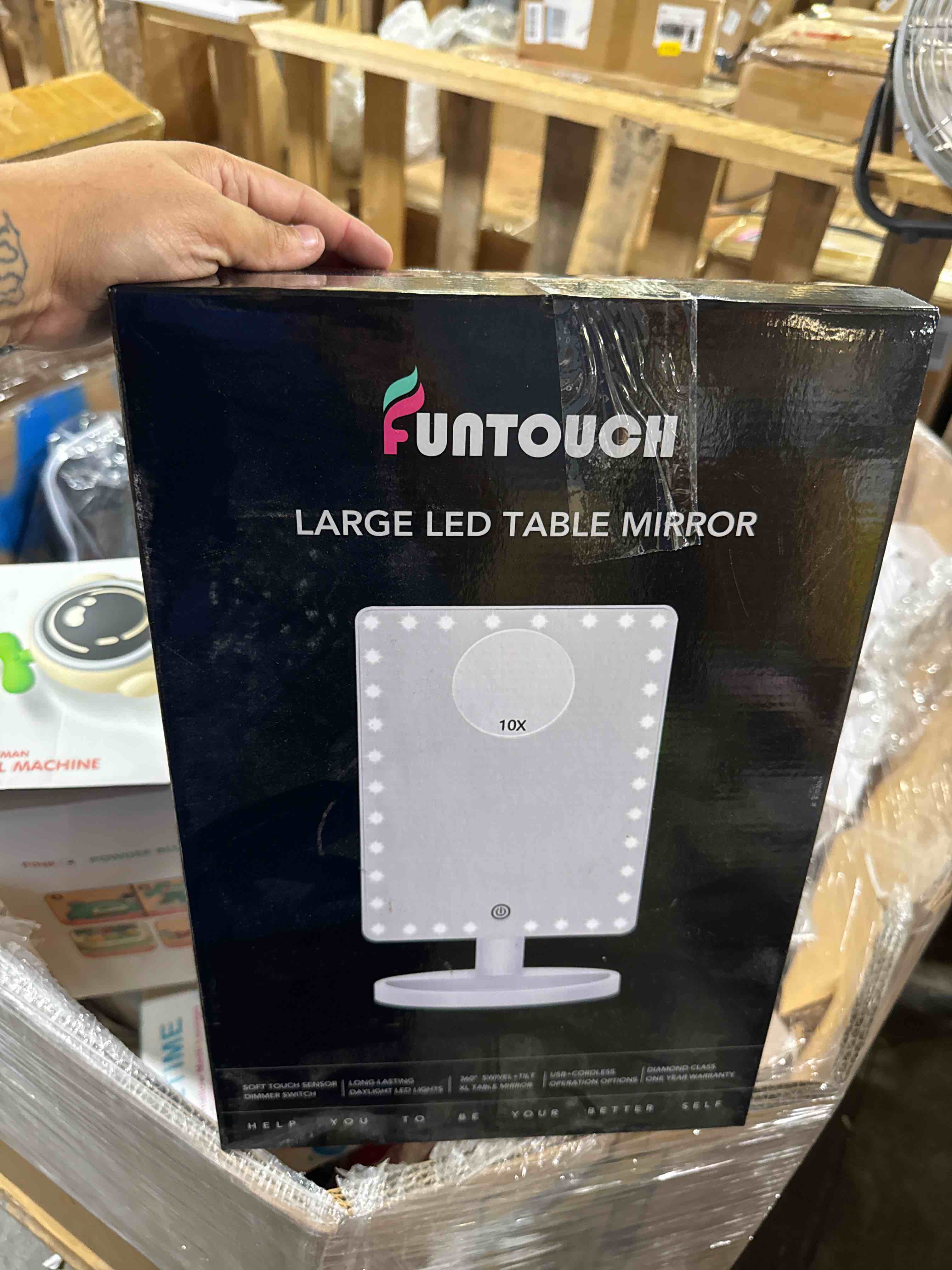 https://s3.amazonaws.com/lotting-images-prod/phillipi/PNK3534242_1755200508586.jpeg