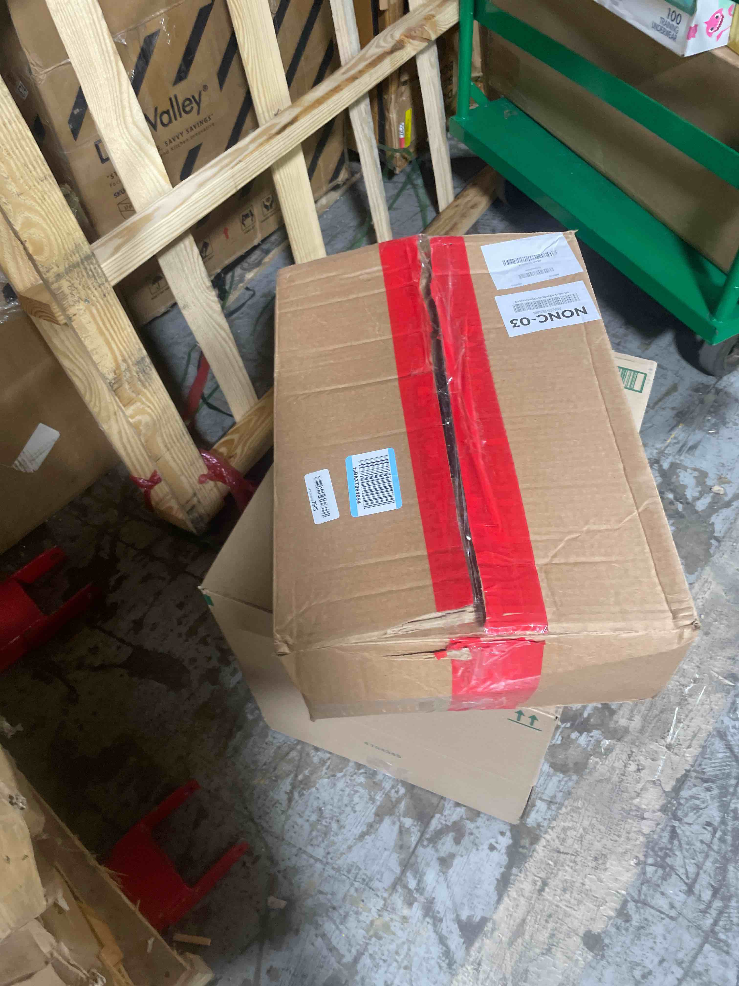 https://s3.amazonaws.com/lotting-images-prod/phillipi/PNK3534252_1755264844553.jpeg