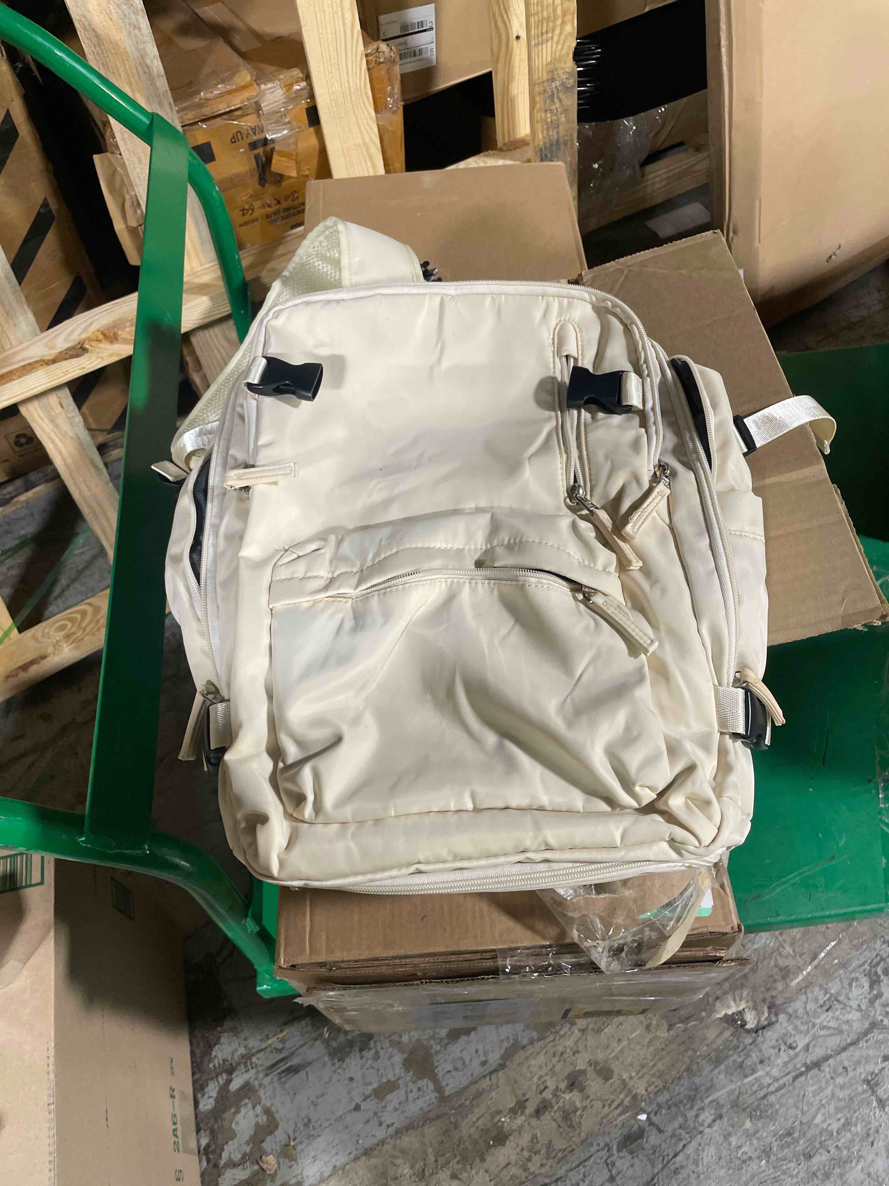 https://s3.amazonaws.com/lotting-images-prod/phillipi/PNK3534259_1755265901499.jpeg