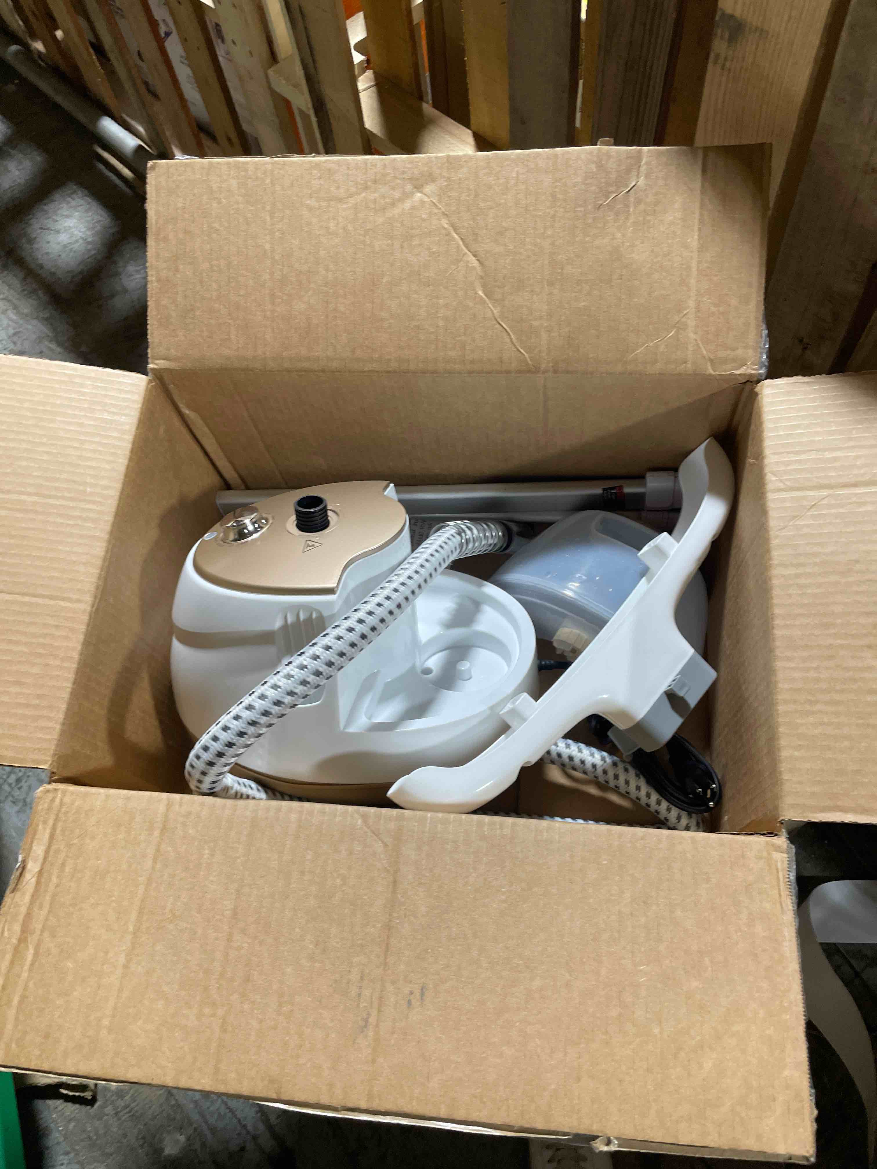 https://s3.amazonaws.com/lotting-images-prod/phillipi/PNK3534288_1755270740538.jpeg