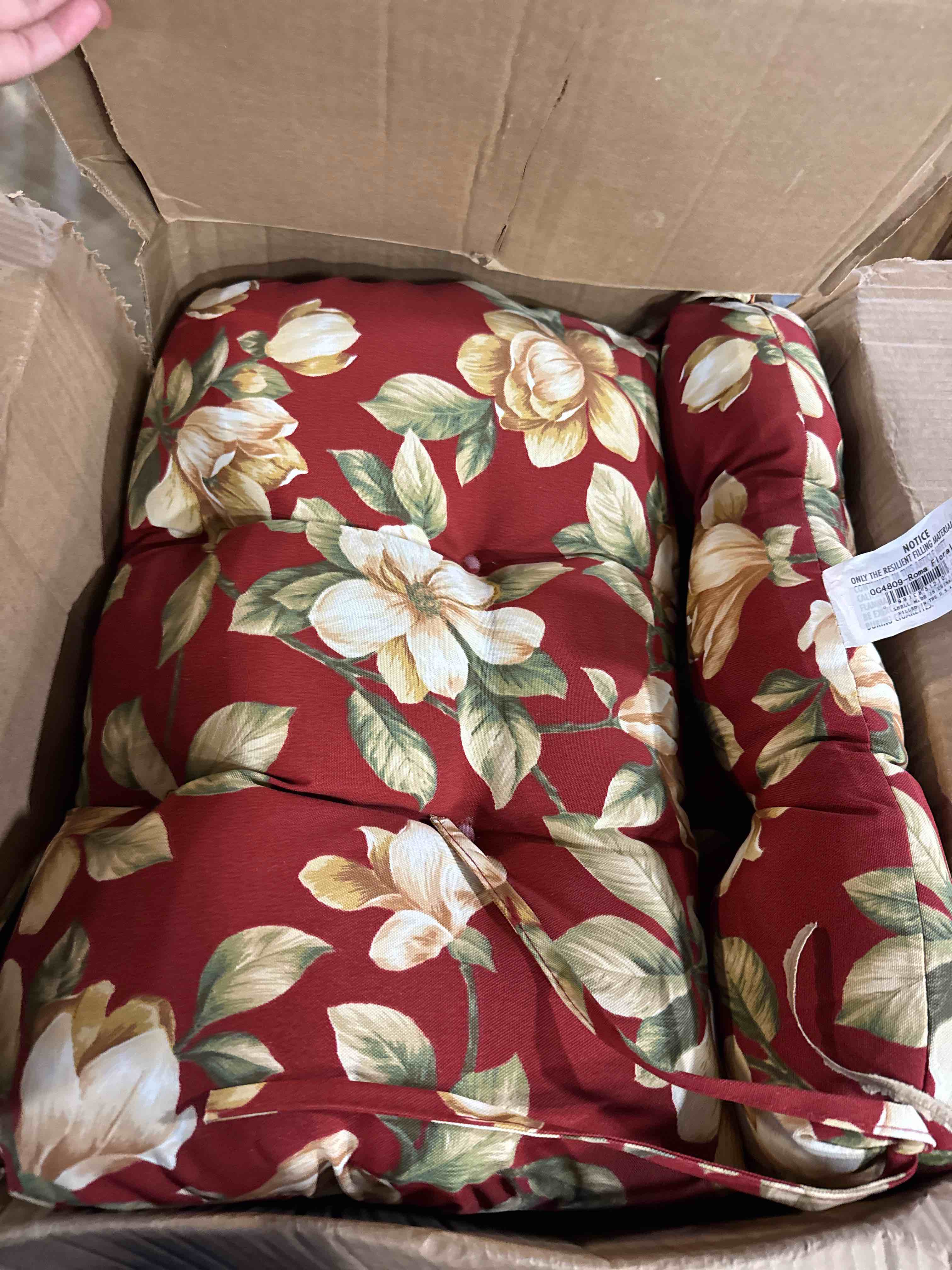 https://s3.amazonaws.com/lotting-images-prod/phillipi/PNK3534337_1755529780585.jpeg