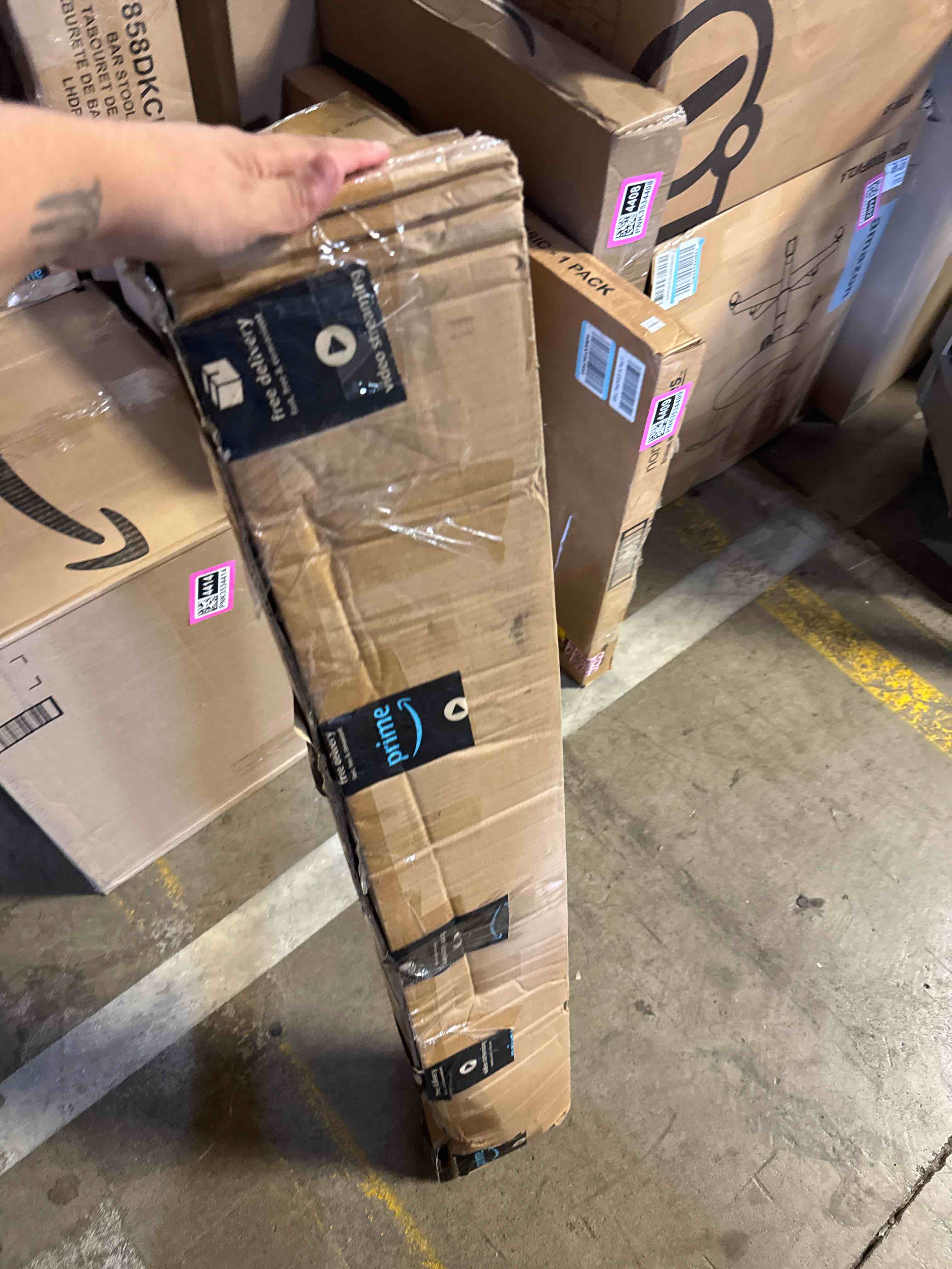 https://s3.amazonaws.com/lotting-images-prod/phillipi/PNK3534417_1755621565431.jpeg