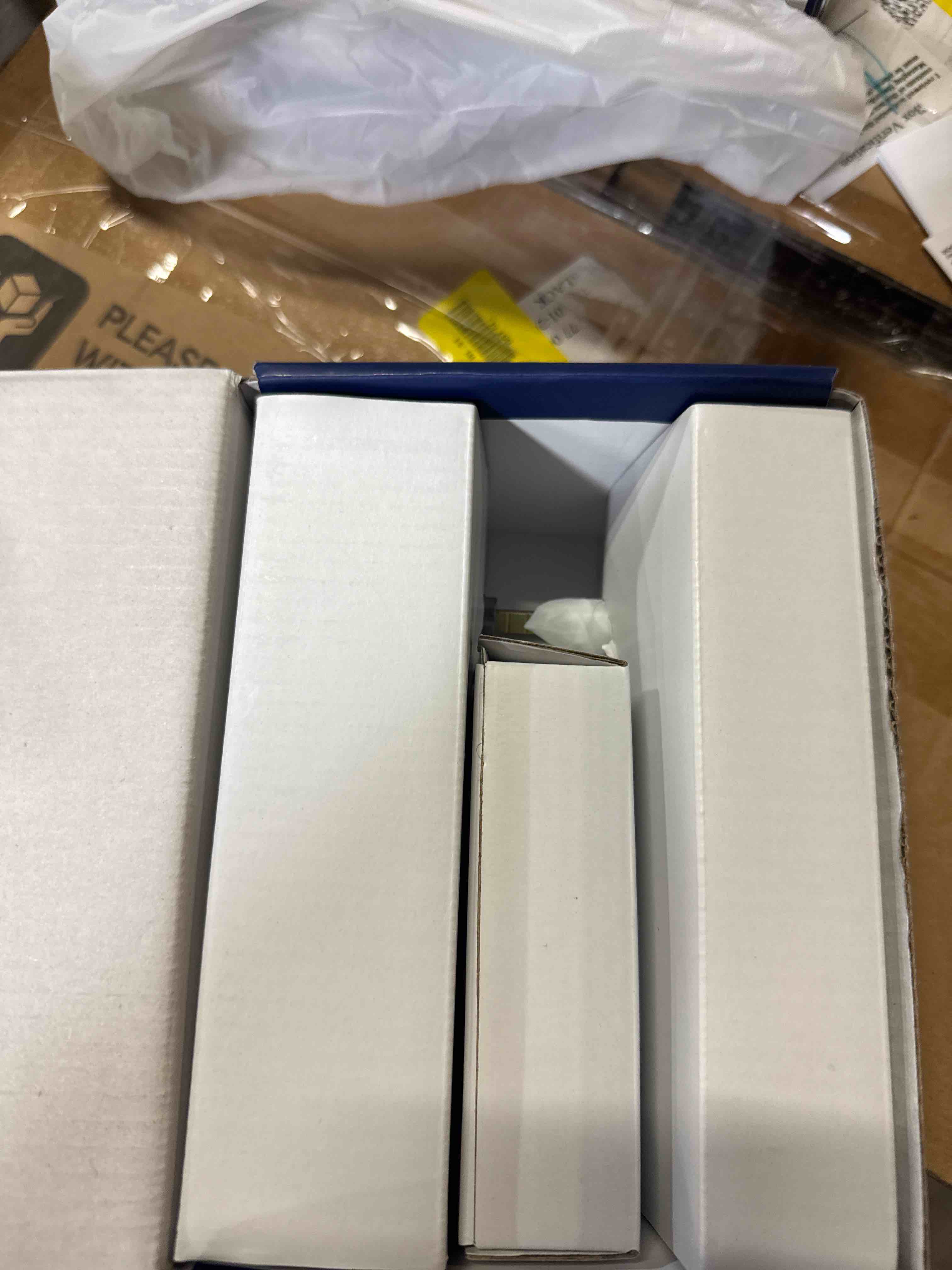 https://s3.amazonaws.com/lotting-images-prod/phillipi/PNK3534480_1755709527772.jpeg