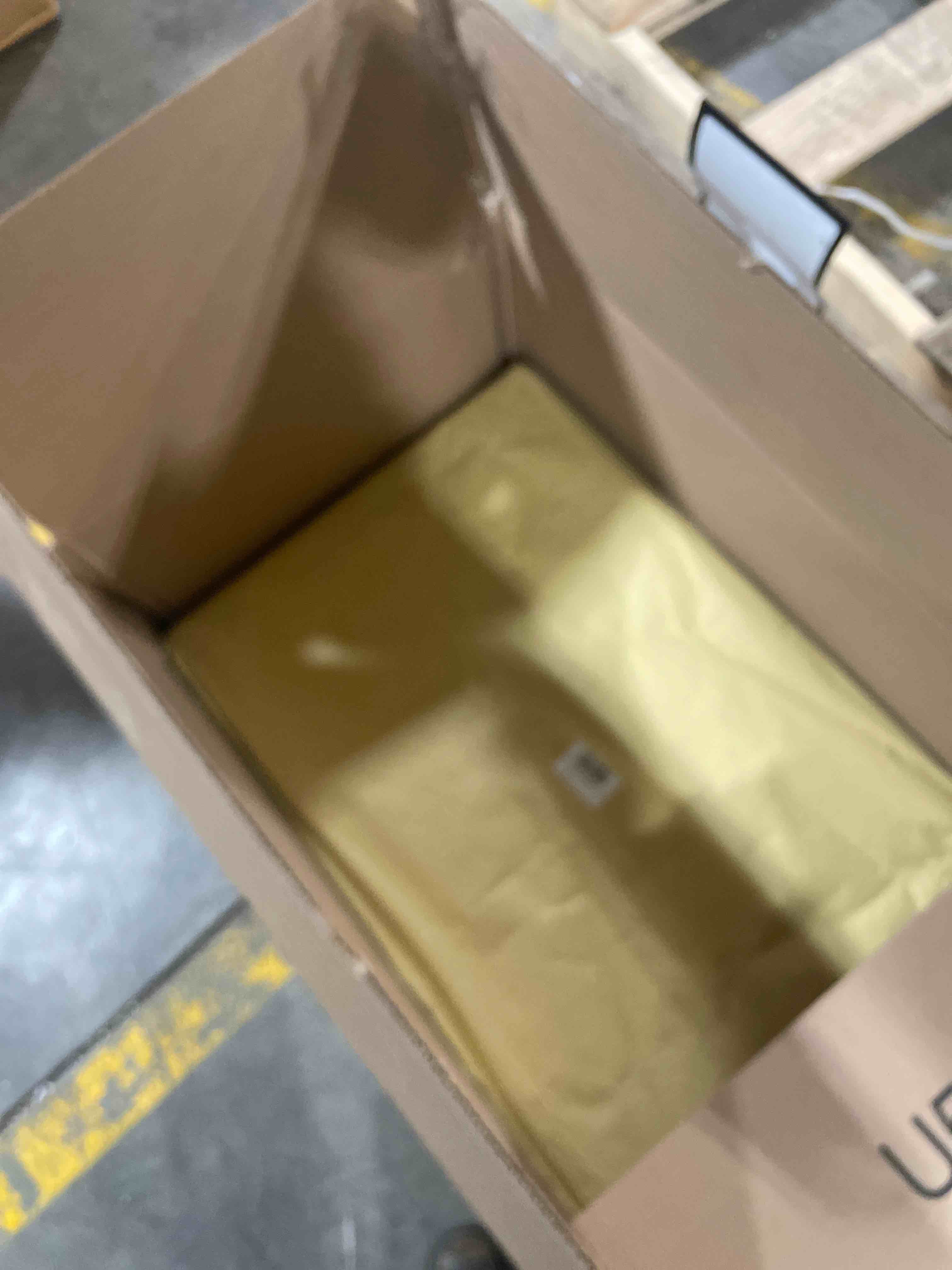 https://s3.amazonaws.com/lotting-images-prod/phillipi/PNK3534551_1755810159691.jpeg