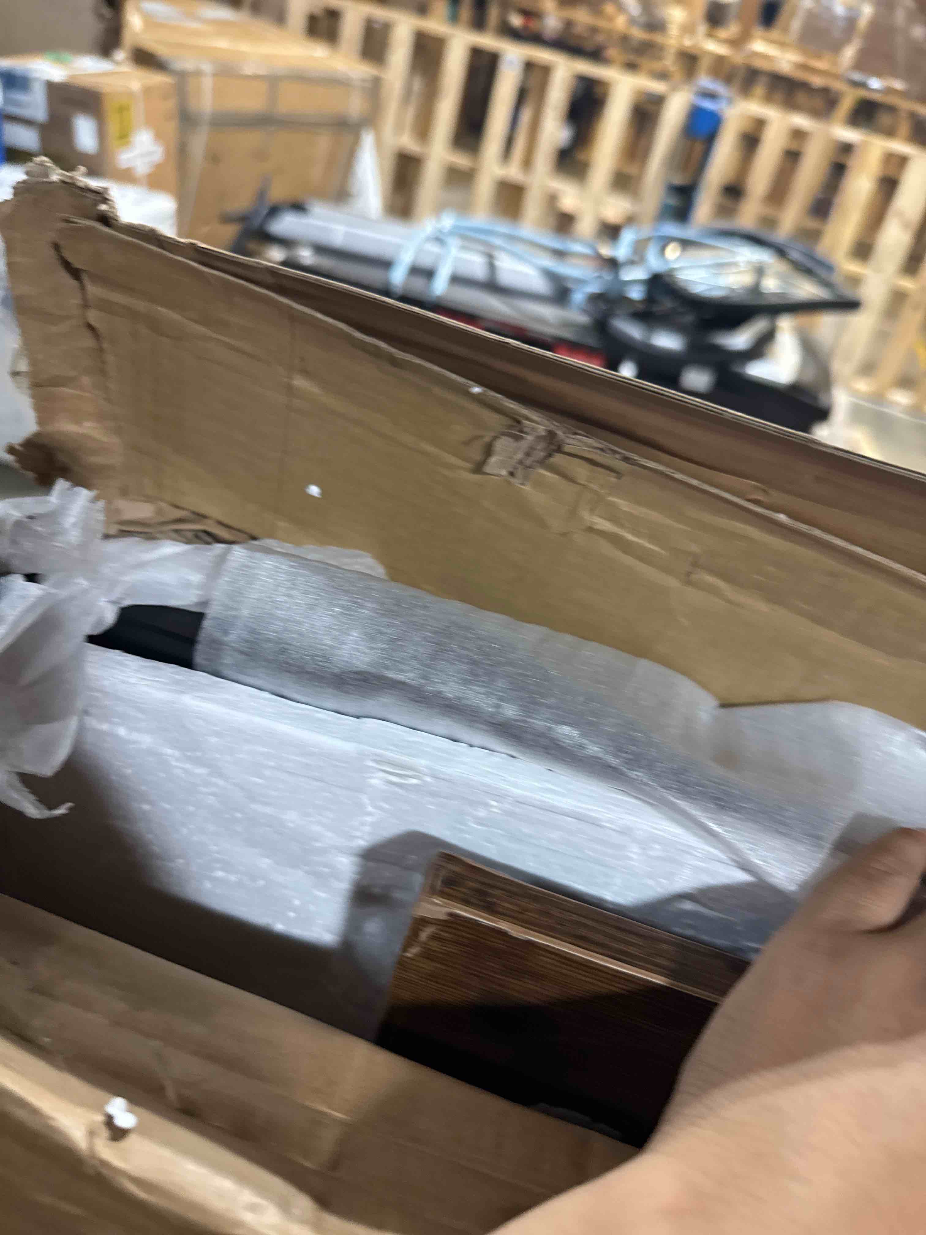 https://s3.amazonaws.com/lotting-images-prod/phillipi/PNK3534570_1755812417864.jpeg