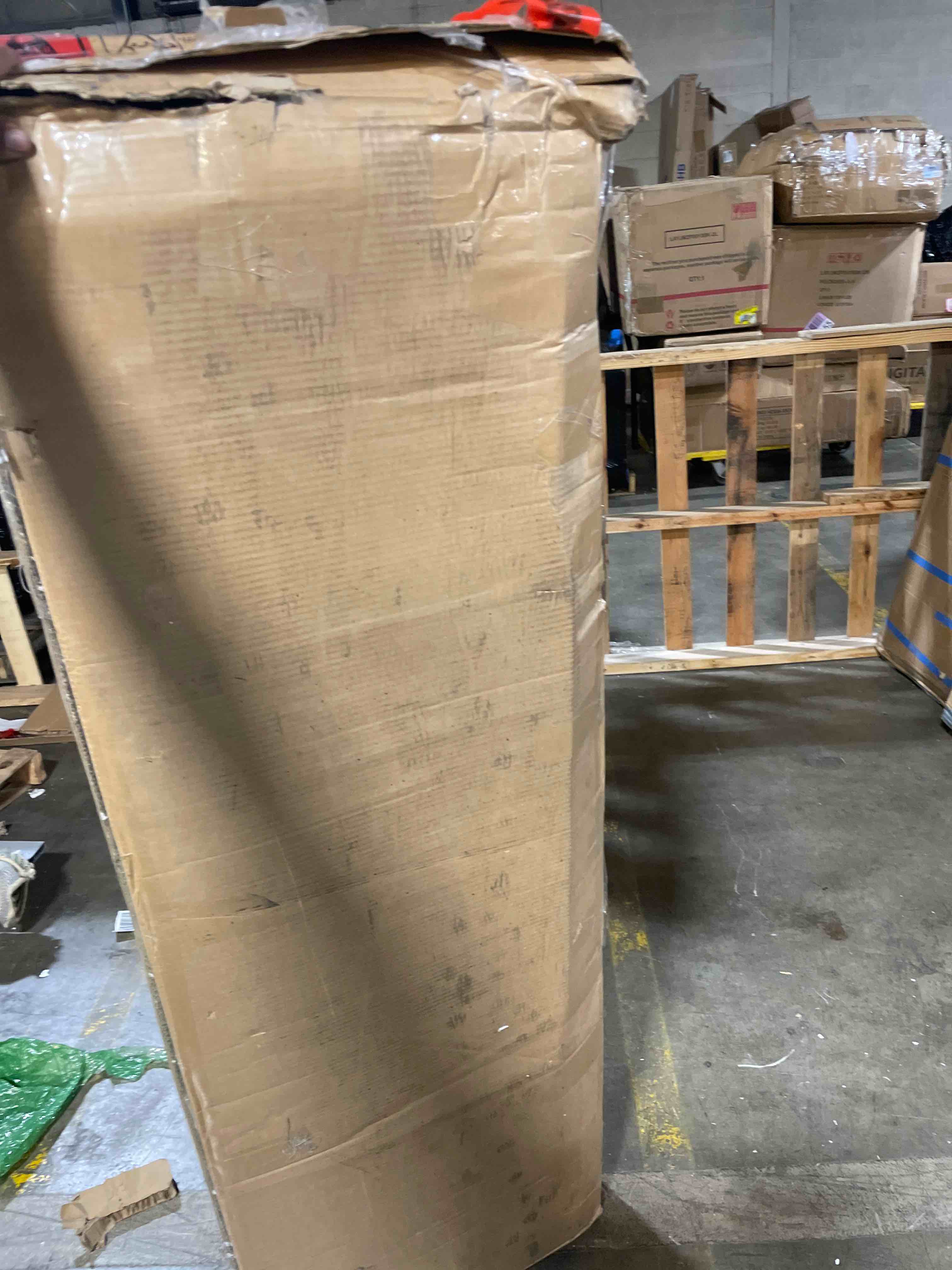 https://s3.amazonaws.com/lotting-images-prod/phillipi/PNK3534573_1755812906507.jpeg