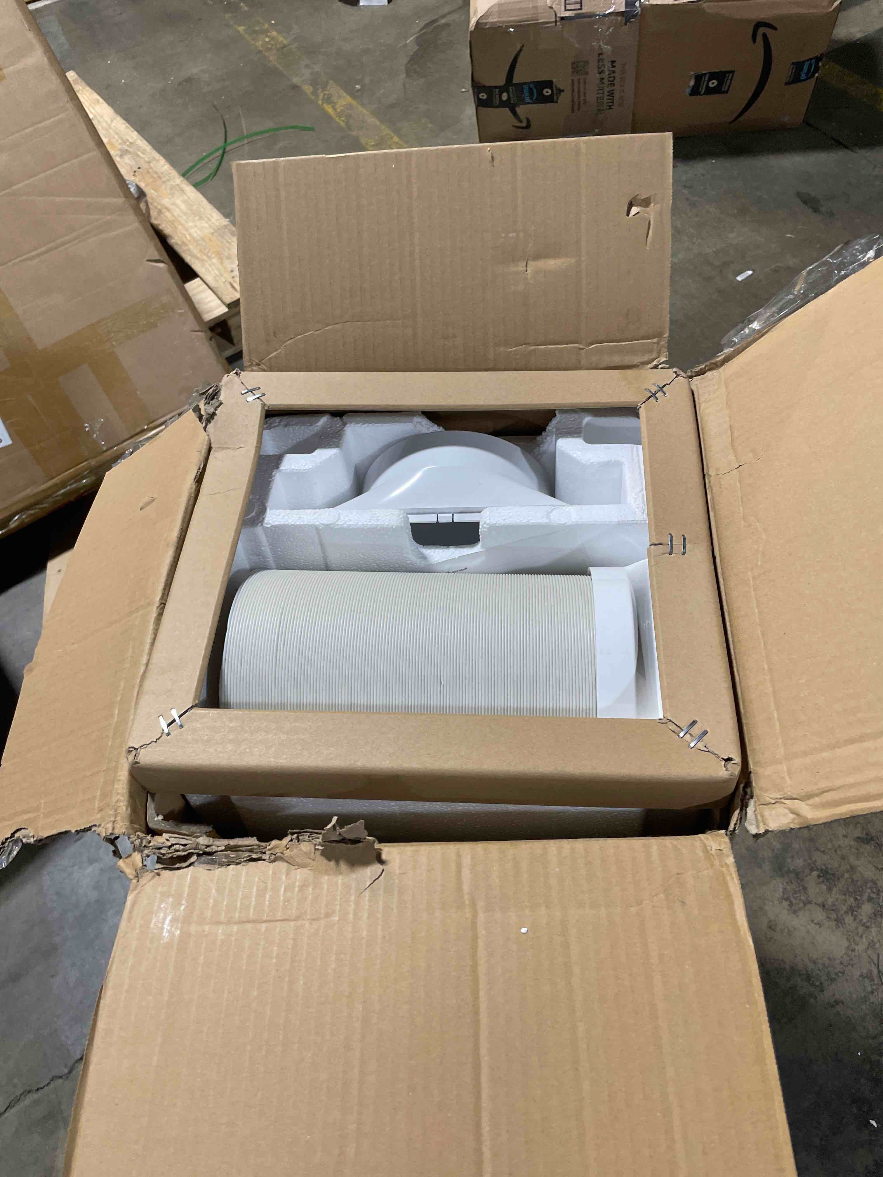 https://s3.amazonaws.com/lotting-images-prod/phillipi/PNK3534589_1755815468545.jpeg