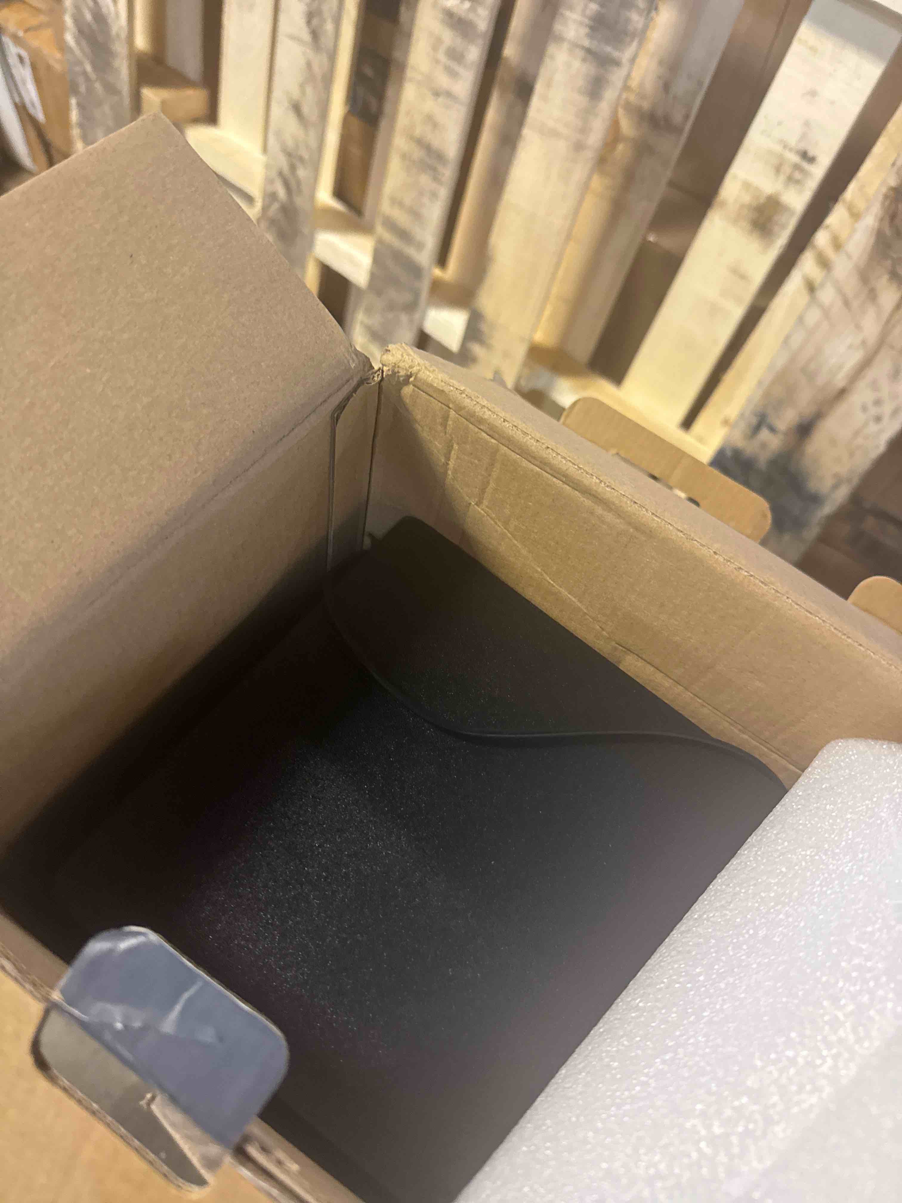 https://s3.amazonaws.com/lotting-images-prod/phillipi/PNK3534614_1755871158466.jpeg