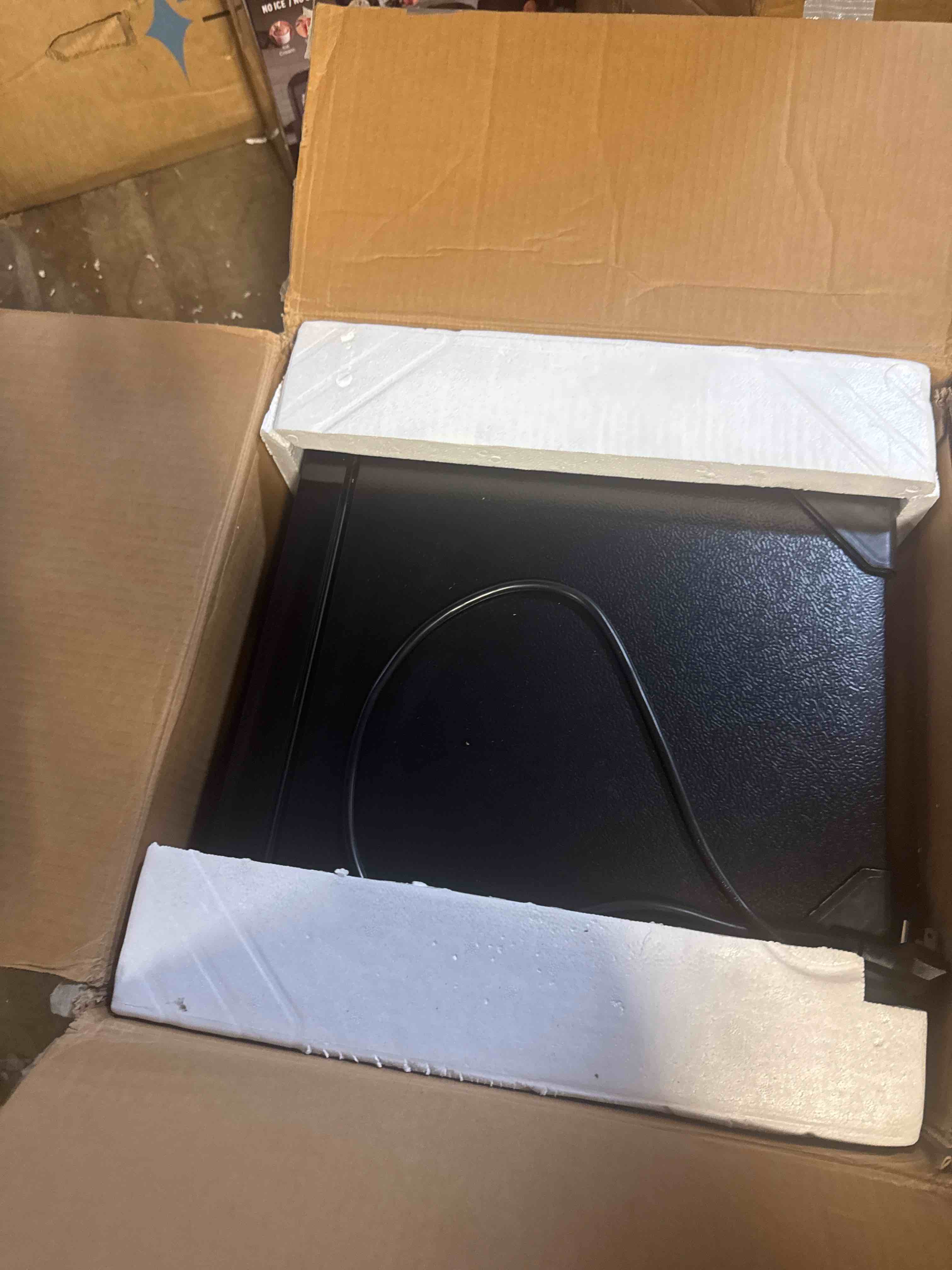 https://s3.amazonaws.com/lotting-images-prod/phillipi/PNK3534619_1755872009861.jpeg
