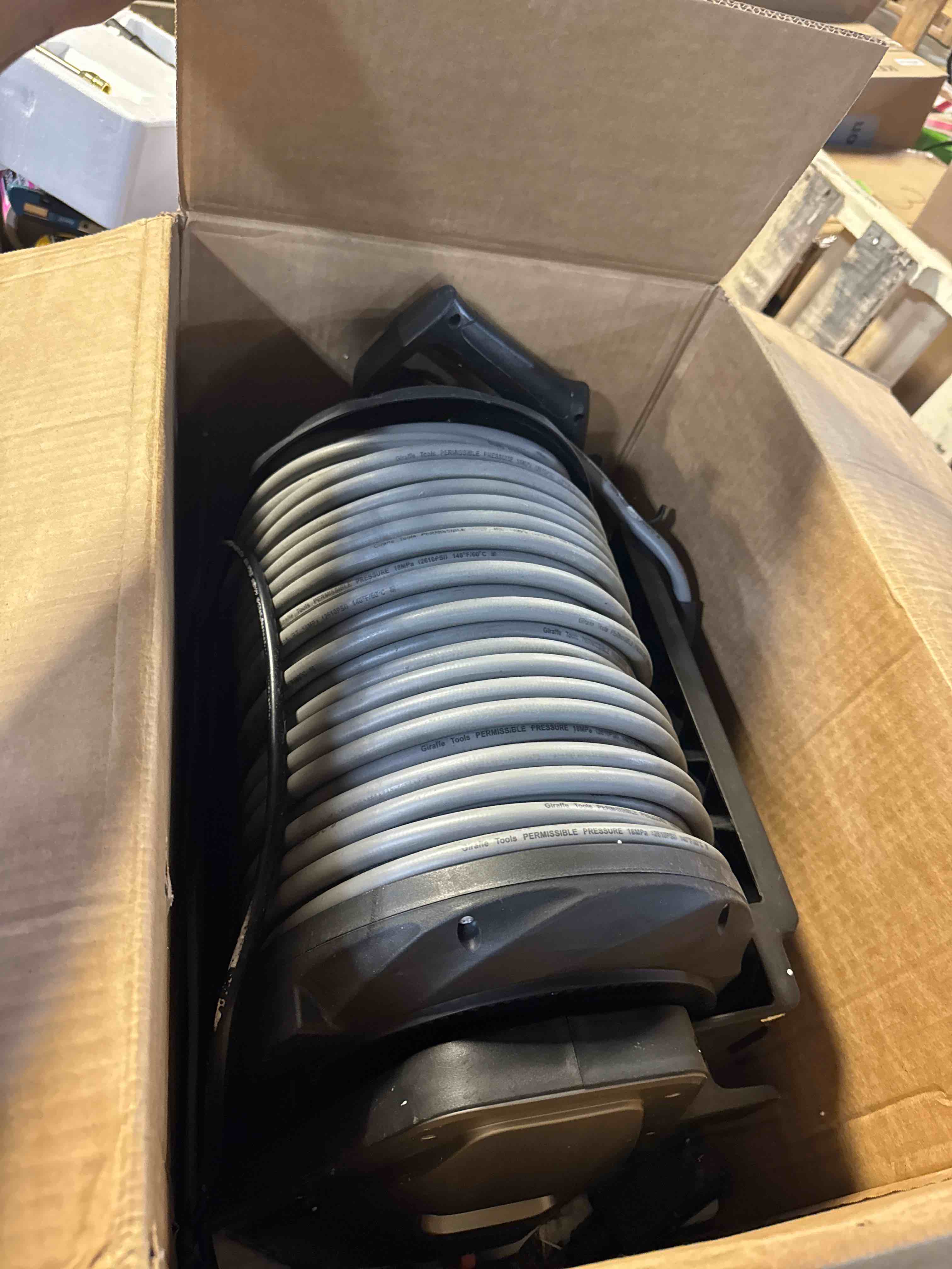 https://s3.amazonaws.com/lotting-images-prod/phillipi/PNK3534628_1755873088918.jpeg