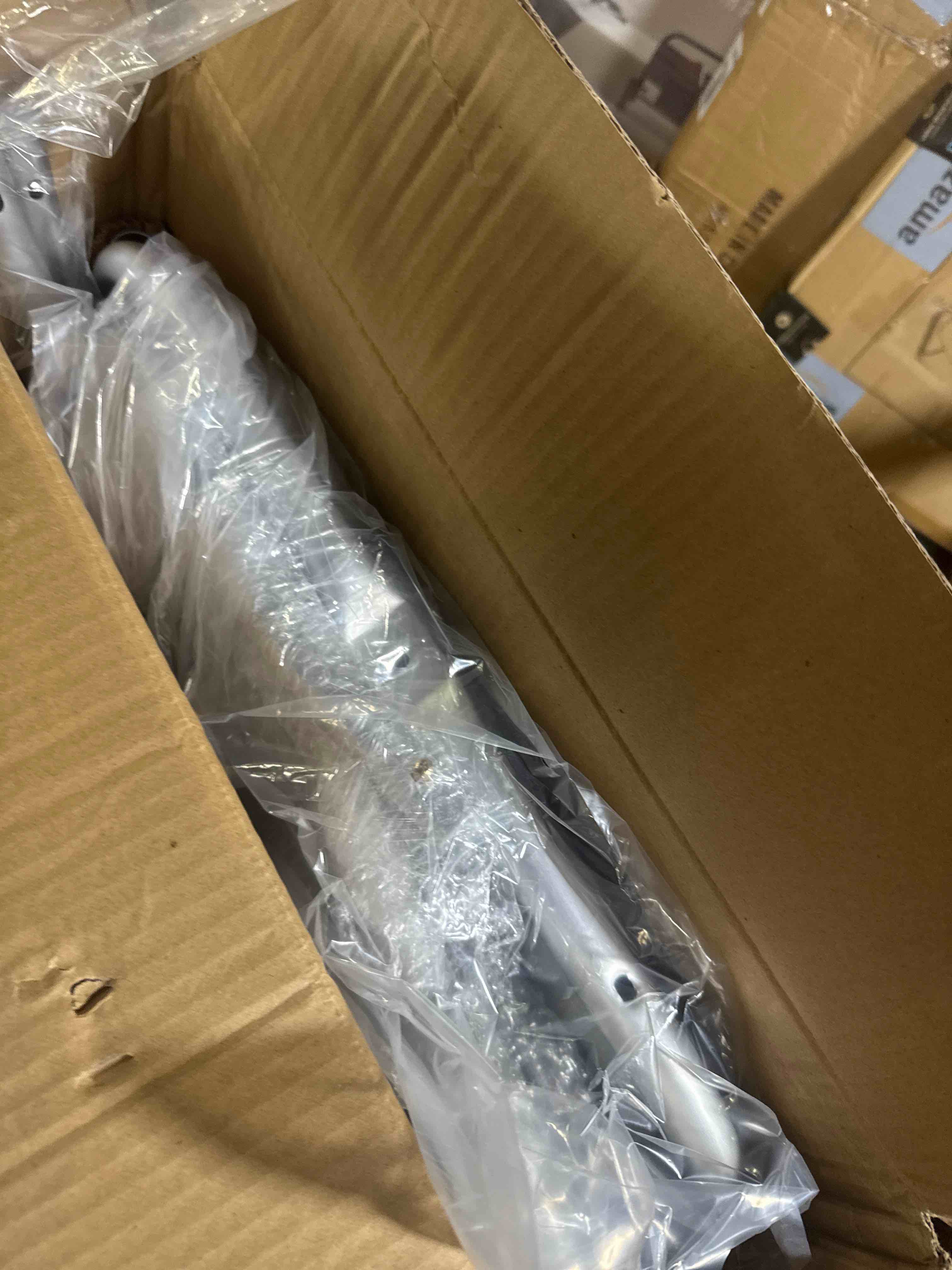 https://s3.amazonaws.com/lotting-images-prod/phillipi/PNK3534657_1756145845974.jpeg