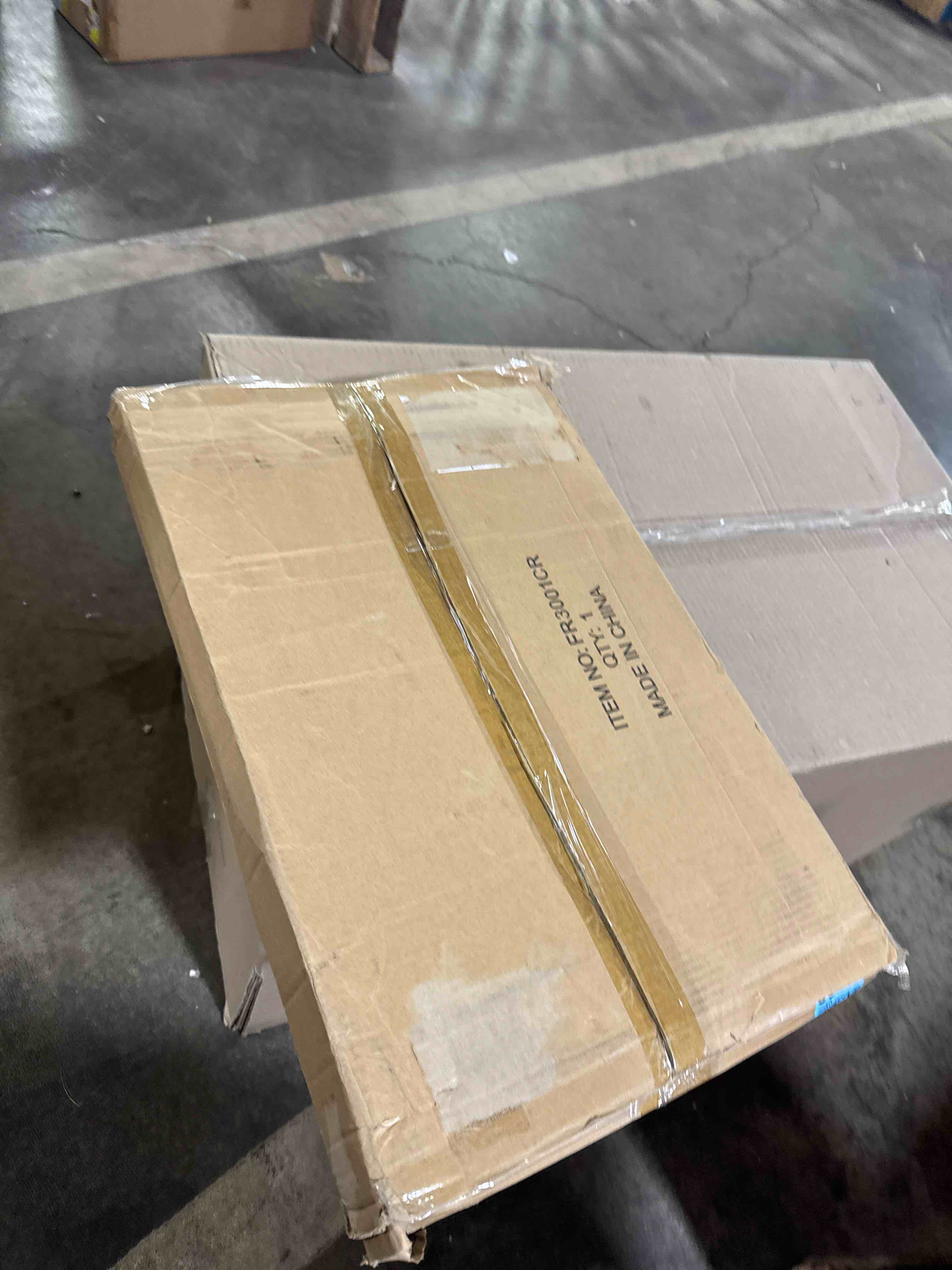https://s3.amazonaws.com/lotting-images-prod/phillipi/PNK3534668_1756214789084.jpeg