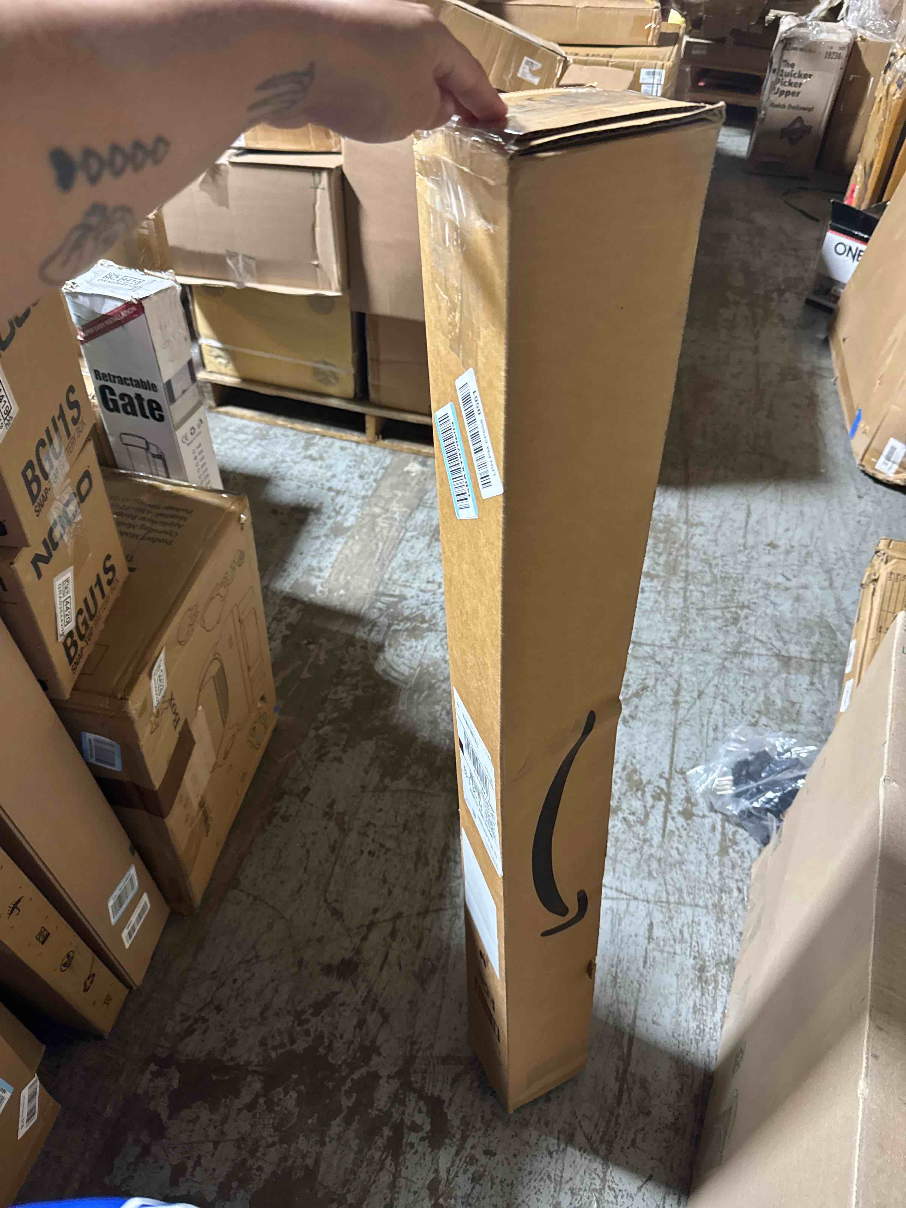 https://s3.amazonaws.com/lotting-images-prod/phillipi/PNK3534813_1756469715789.jpeg