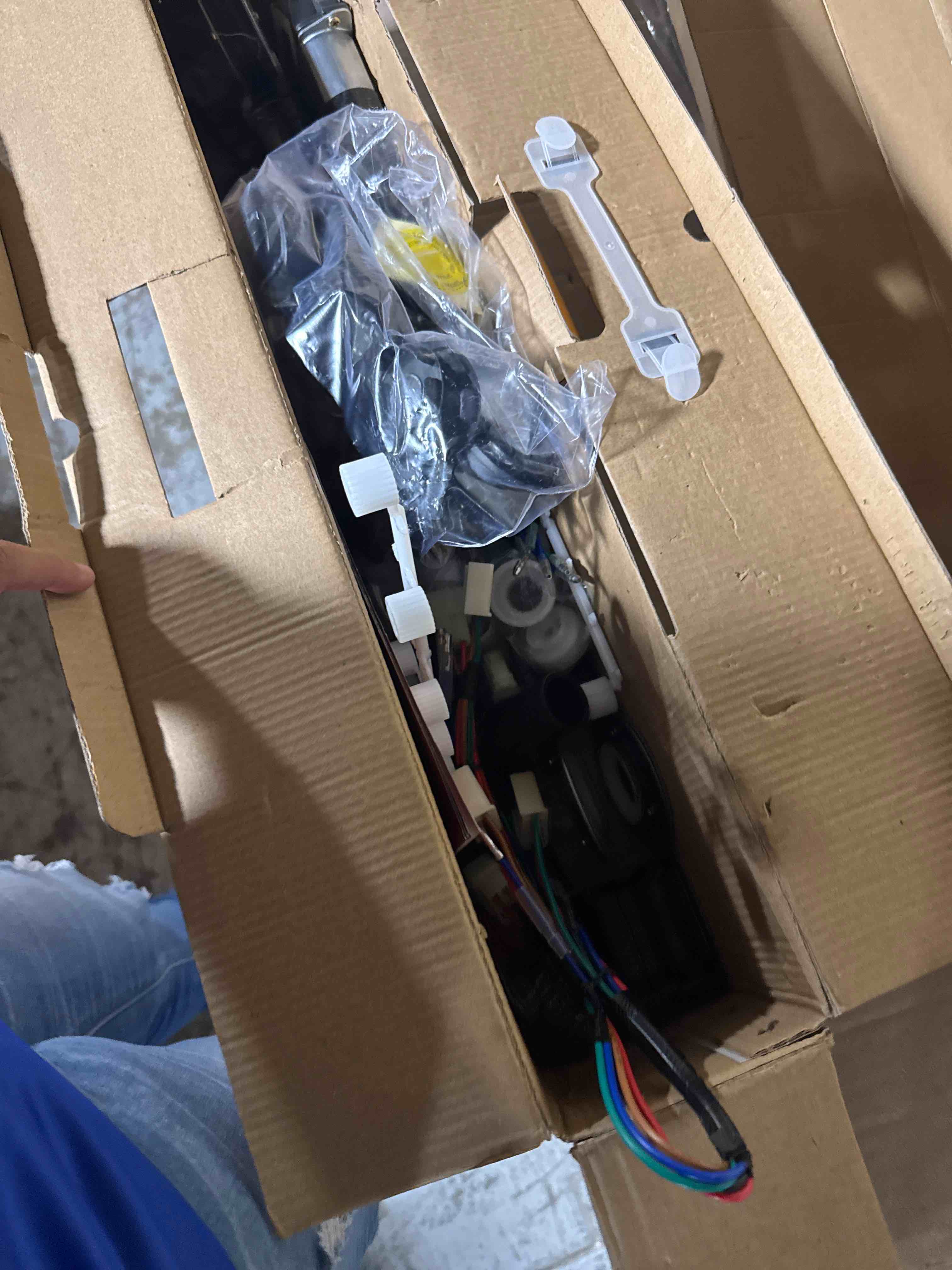 https://s3.amazonaws.com/lotting-images-prod/phillipi/PNK3534815_1756469958527.jpeg