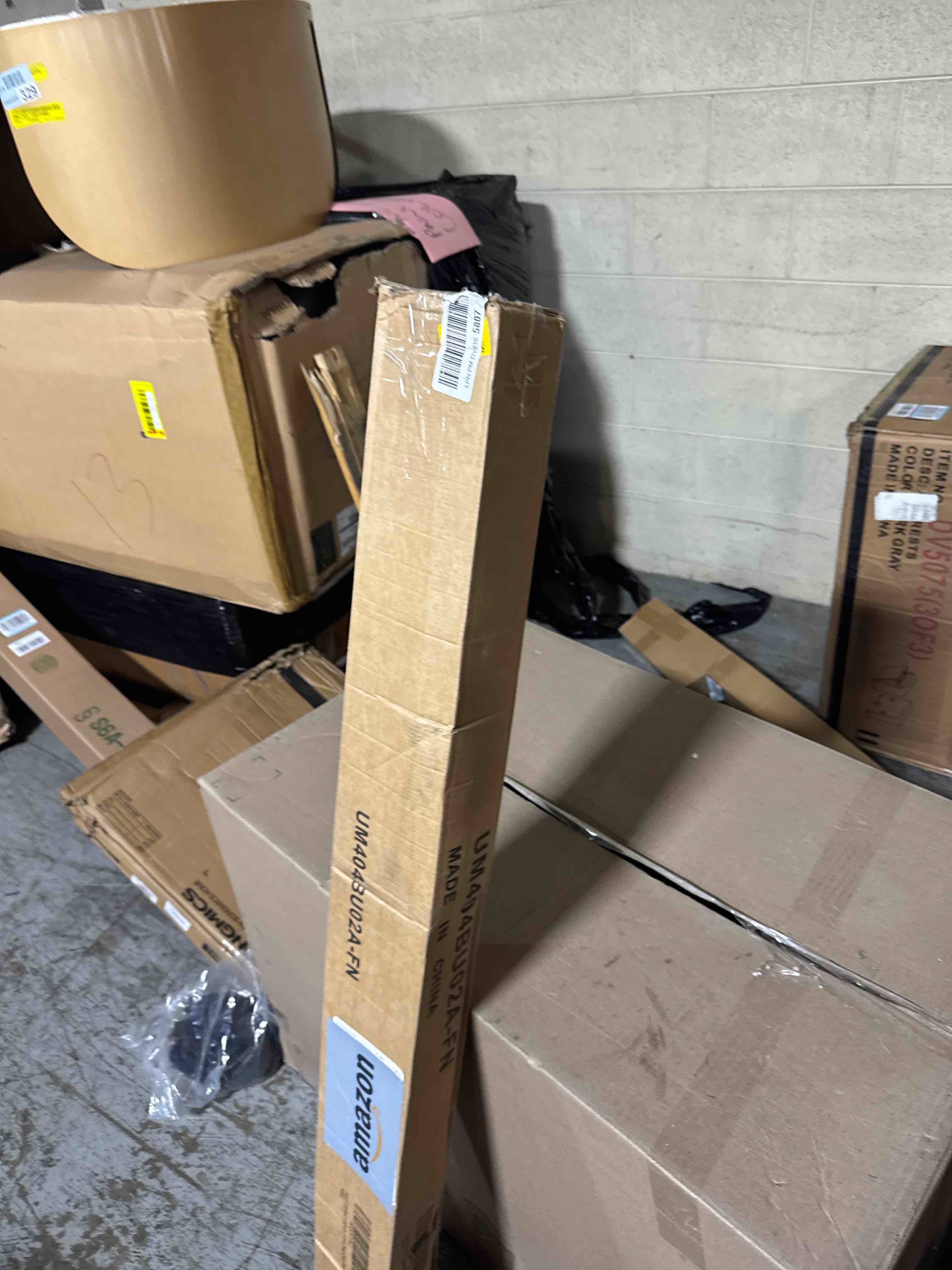 https://s3.amazonaws.com/lotting-images-prod/phillipi/PNK3534816_1756470098809.jpeg
