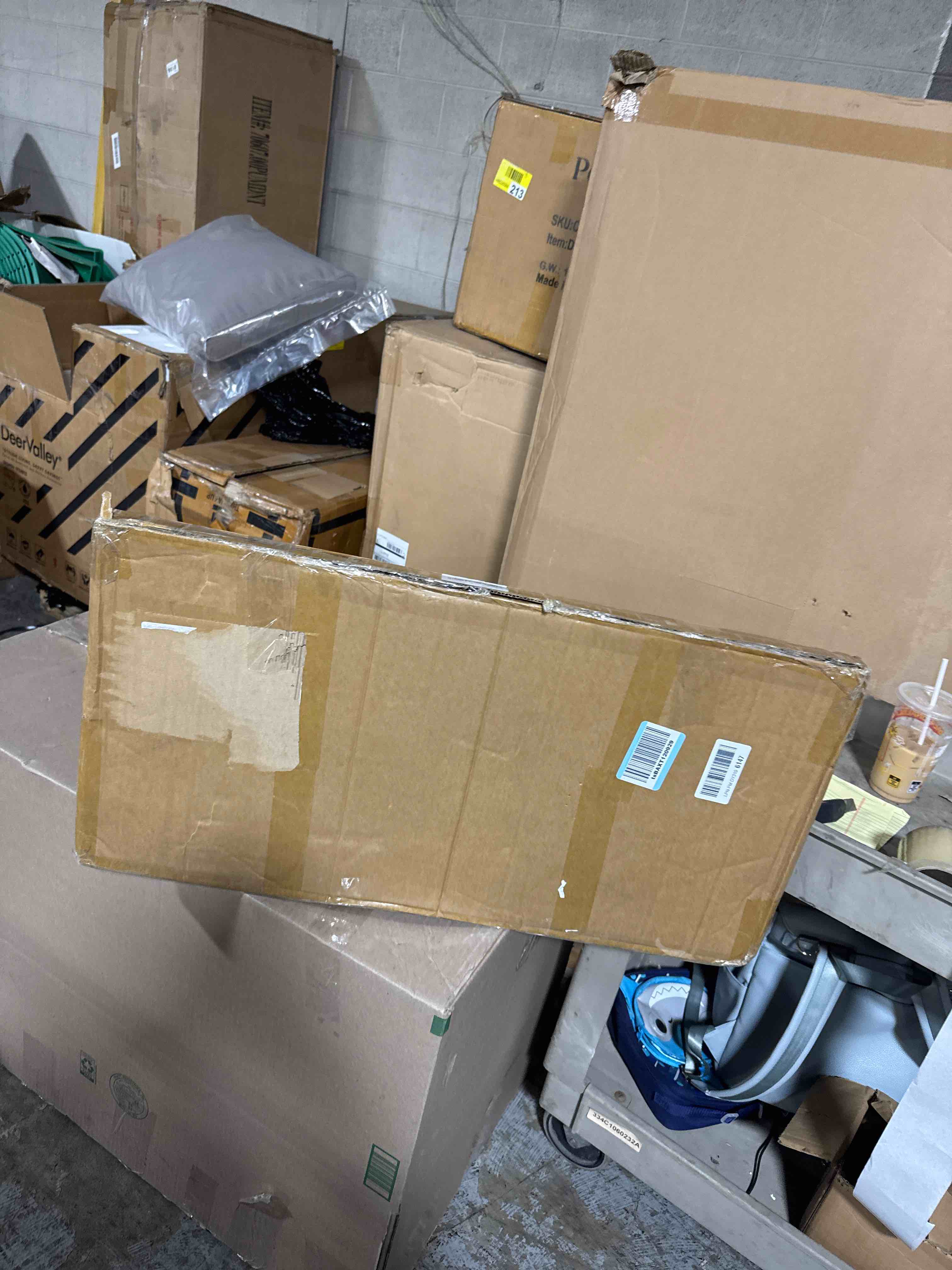 https://s3.amazonaws.com/lotting-images-prod/phillipi/PNK3534825_1756471453902.jpeg