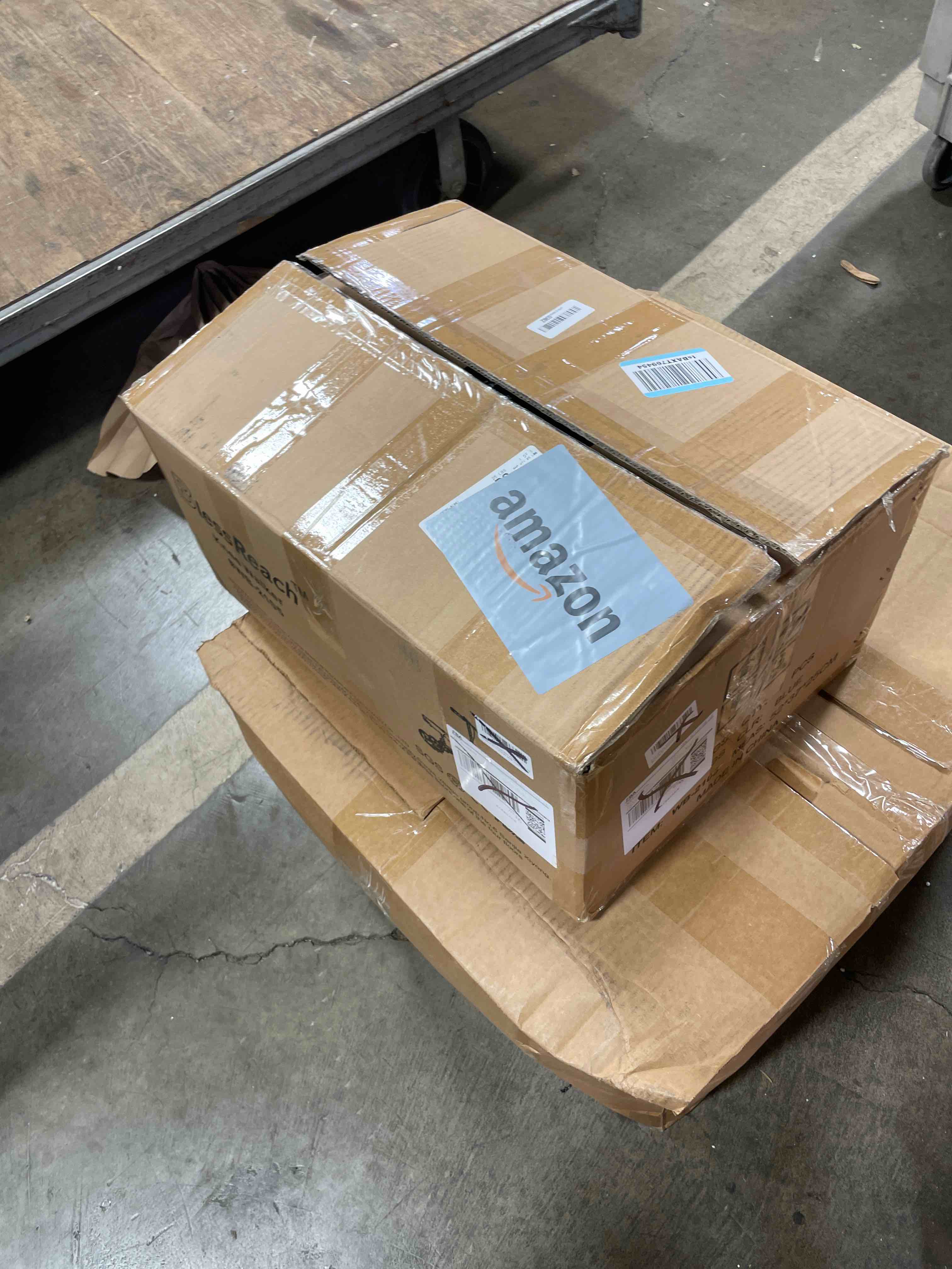 https://s3.amazonaws.com/lotting-images-prod/phillipi/PNK3534890_1756498124238.jpeg
