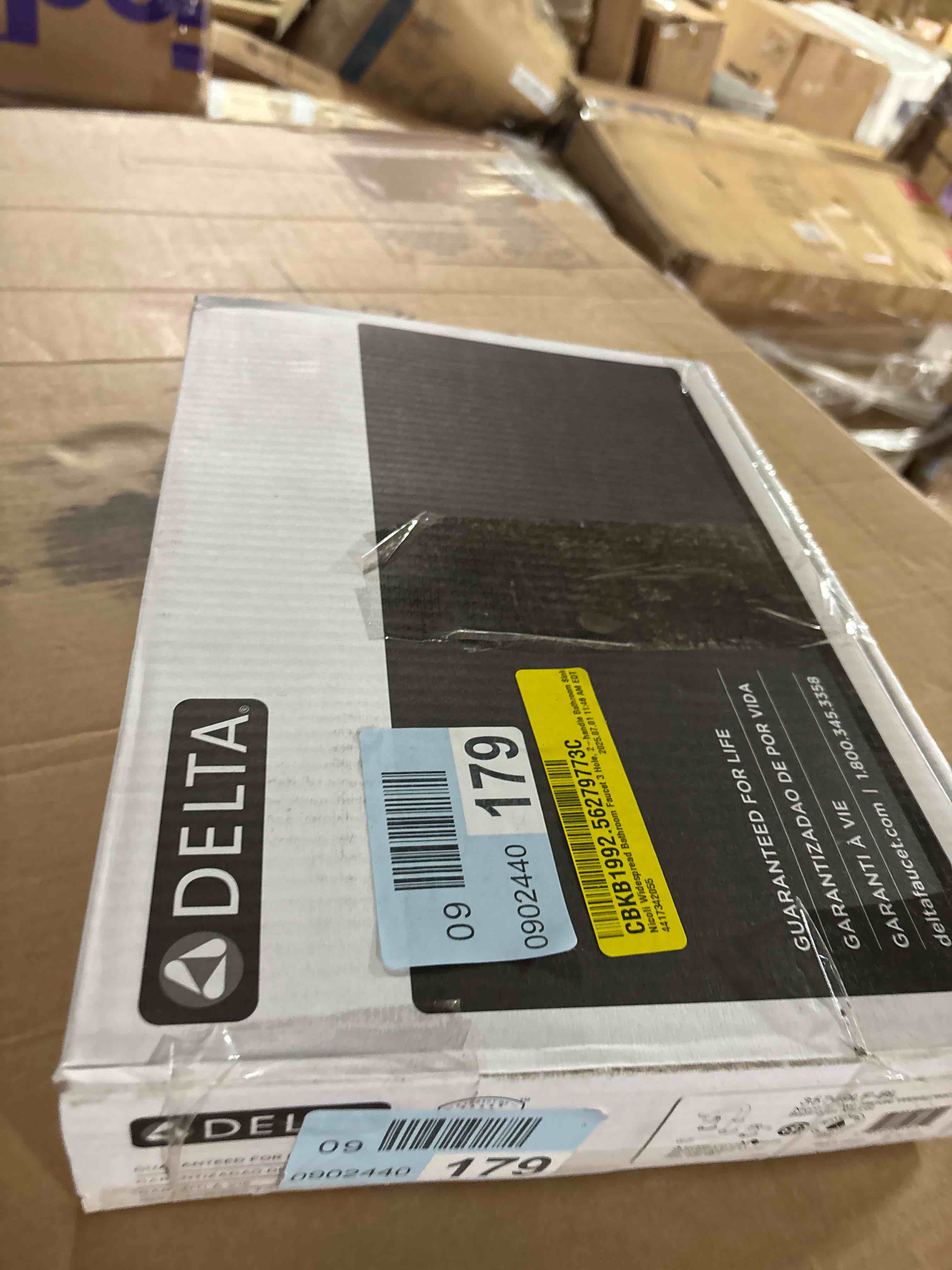 https://s3.amazonaws.com/lotting-images-prod/phillipi/PNK3535168_1751920915604.jpeg