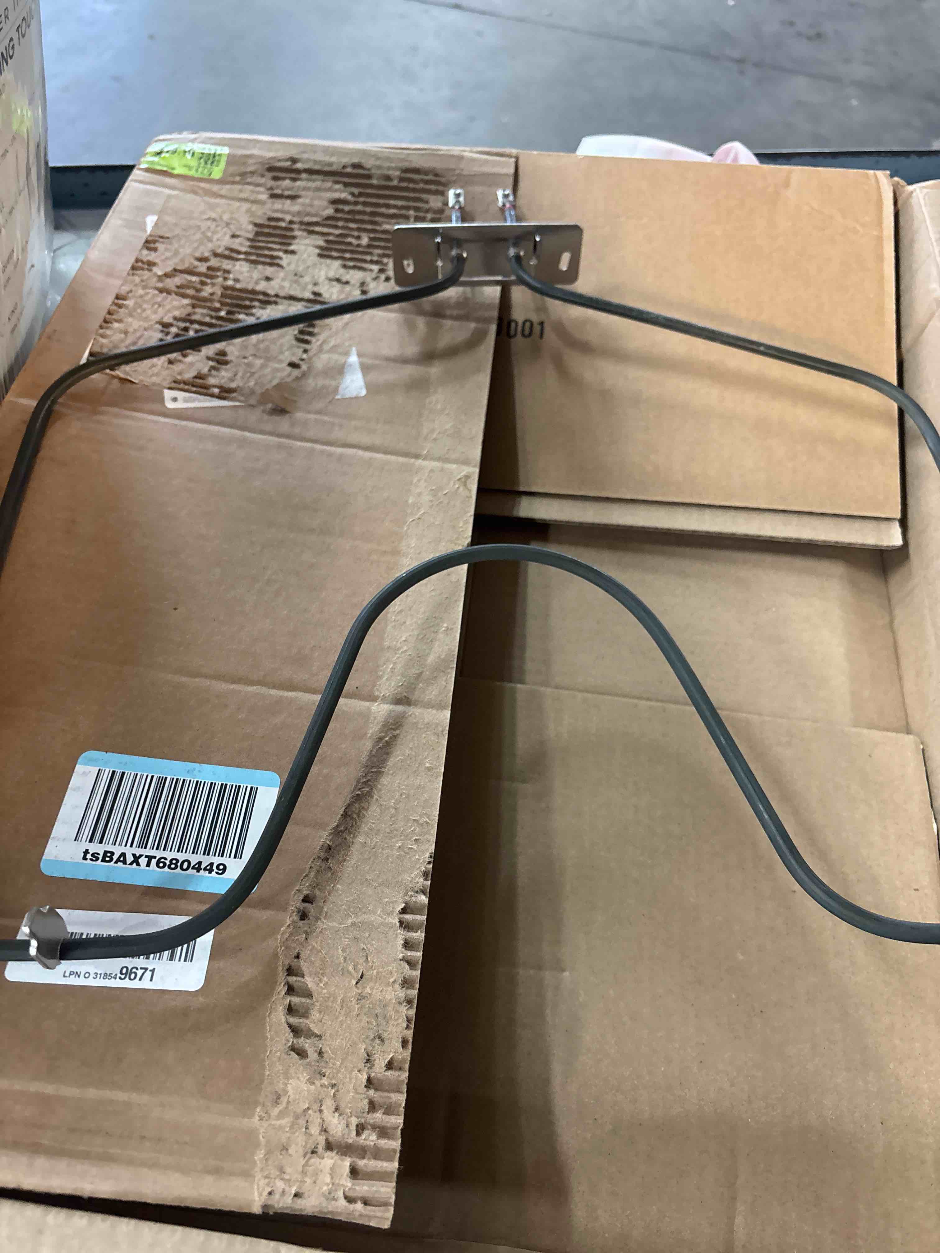 https://s3.amazonaws.com/lotting-images-prod/phillipi/PNK3535253_1751897700607.jpeg